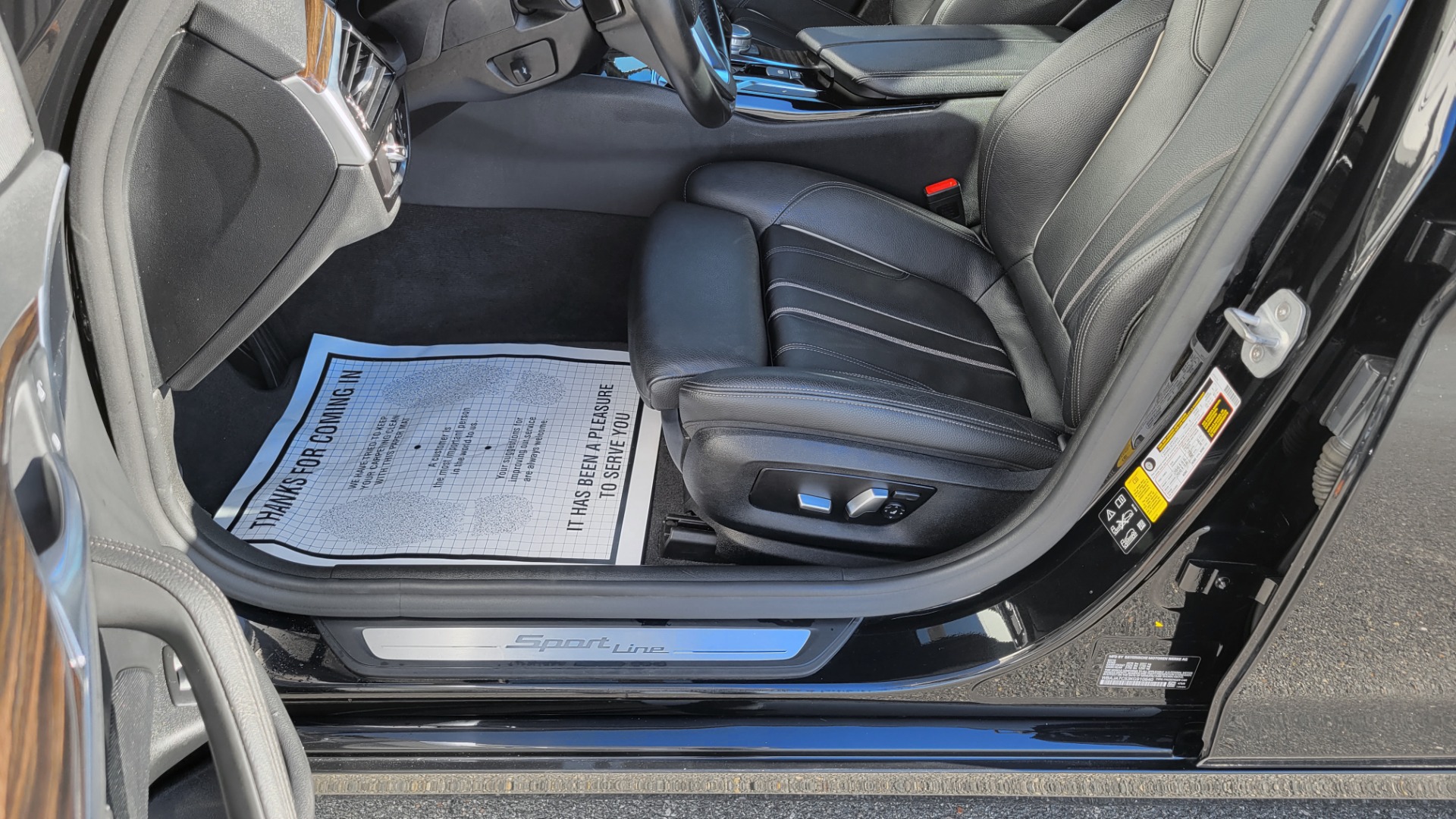 Used 2019 BMW 5 SERIES 530I XDRIVE CONVENIENCE PKG / NAV / SUNROOF / REARVIEW for sale Sold at Formula Imports in Charlotte NC 28227 31