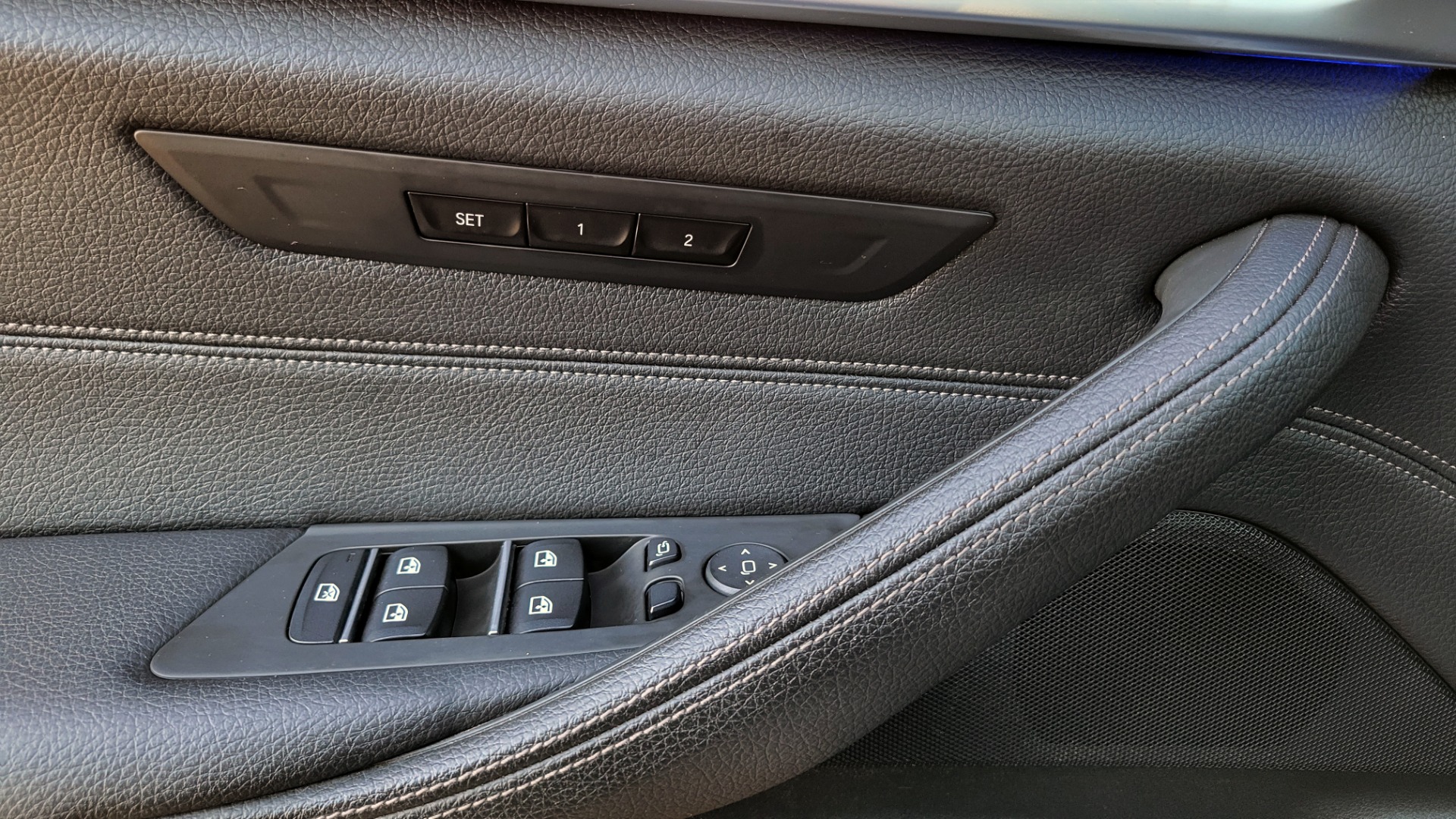 Used 2019 BMW 5 SERIES 530I XDRIVE CONVENIENCE PKG / NAV / SUNROOF / REARVIEW for sale $41,595 at Formula Imports in Charlotte NC 28227 34