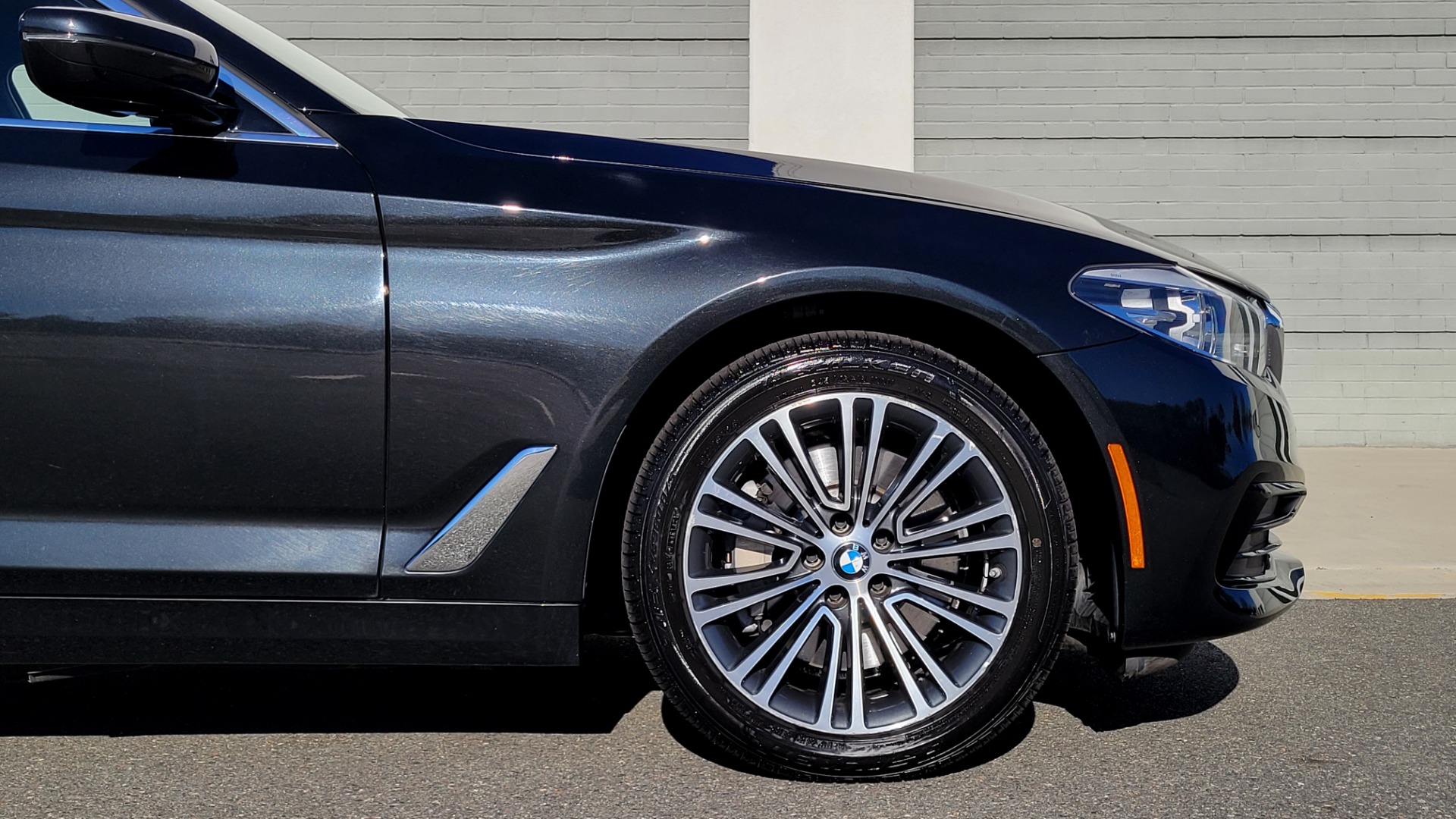 Used 2019 BMW 5 SERIES 530I XDRIVE CONVENIENCE PKG / NAV / SUNROOF / REARVIEW for sale Sold at Formula Imports in Charlotte NC 28227 79