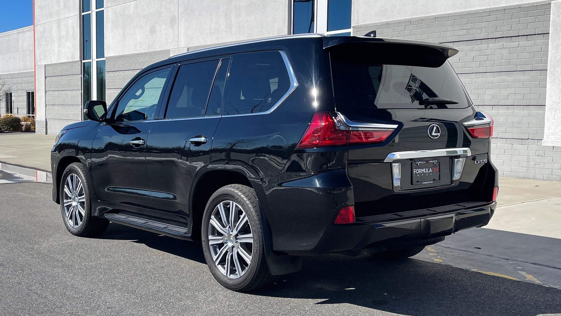 Used 2016 Lexus LX 570 4X4 / 5.7L / 5-DOOR SUV / LUX PKG / DVD ENT / COOL BOX / WIRELESS CHARGING for sale Sold at Formula Imports in Charlotte NC 28227 4
