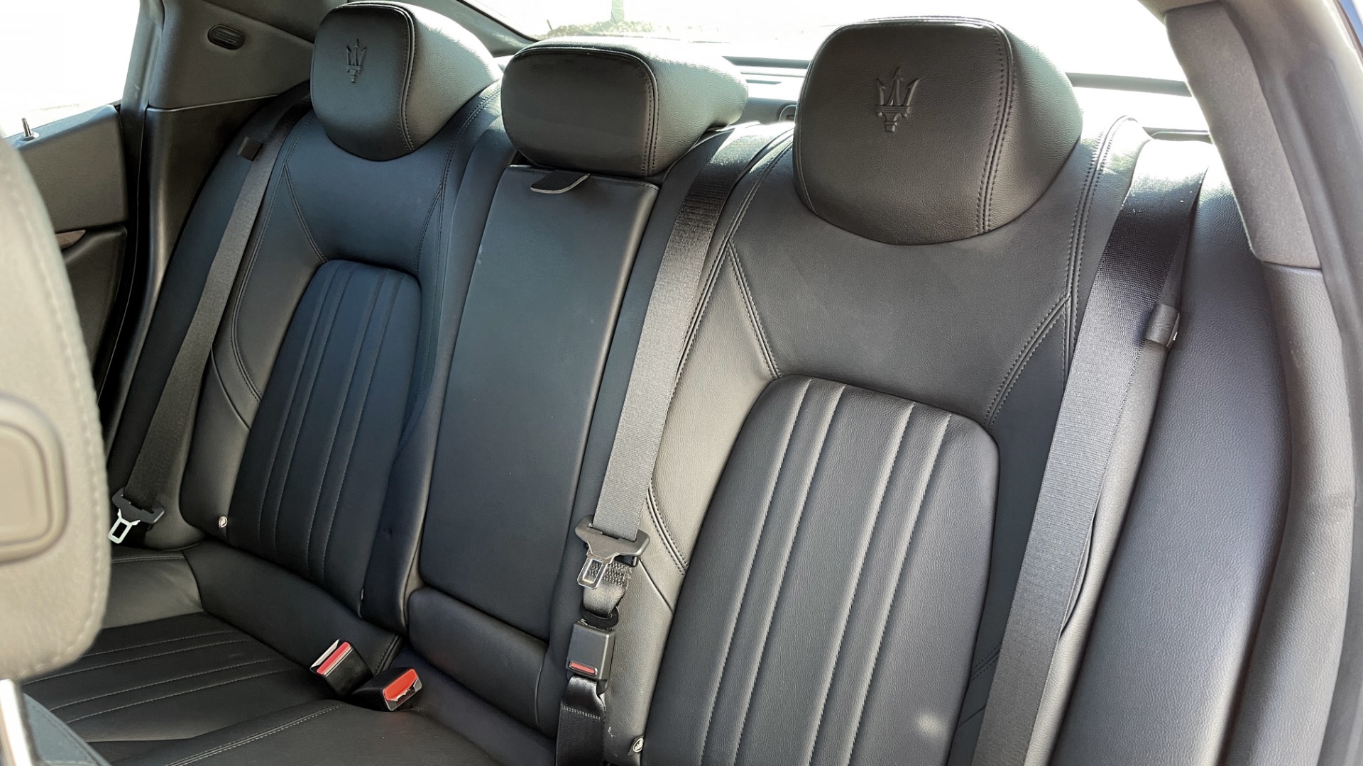 Used 2018 Maserati GHIBLI S Q4 3.0L SEDAN / AWD / NAV / SUNROOF / APPLE / HTD STS / REARVIEW for sale Sold at Formula Imports in Charlotte NC 28227 50