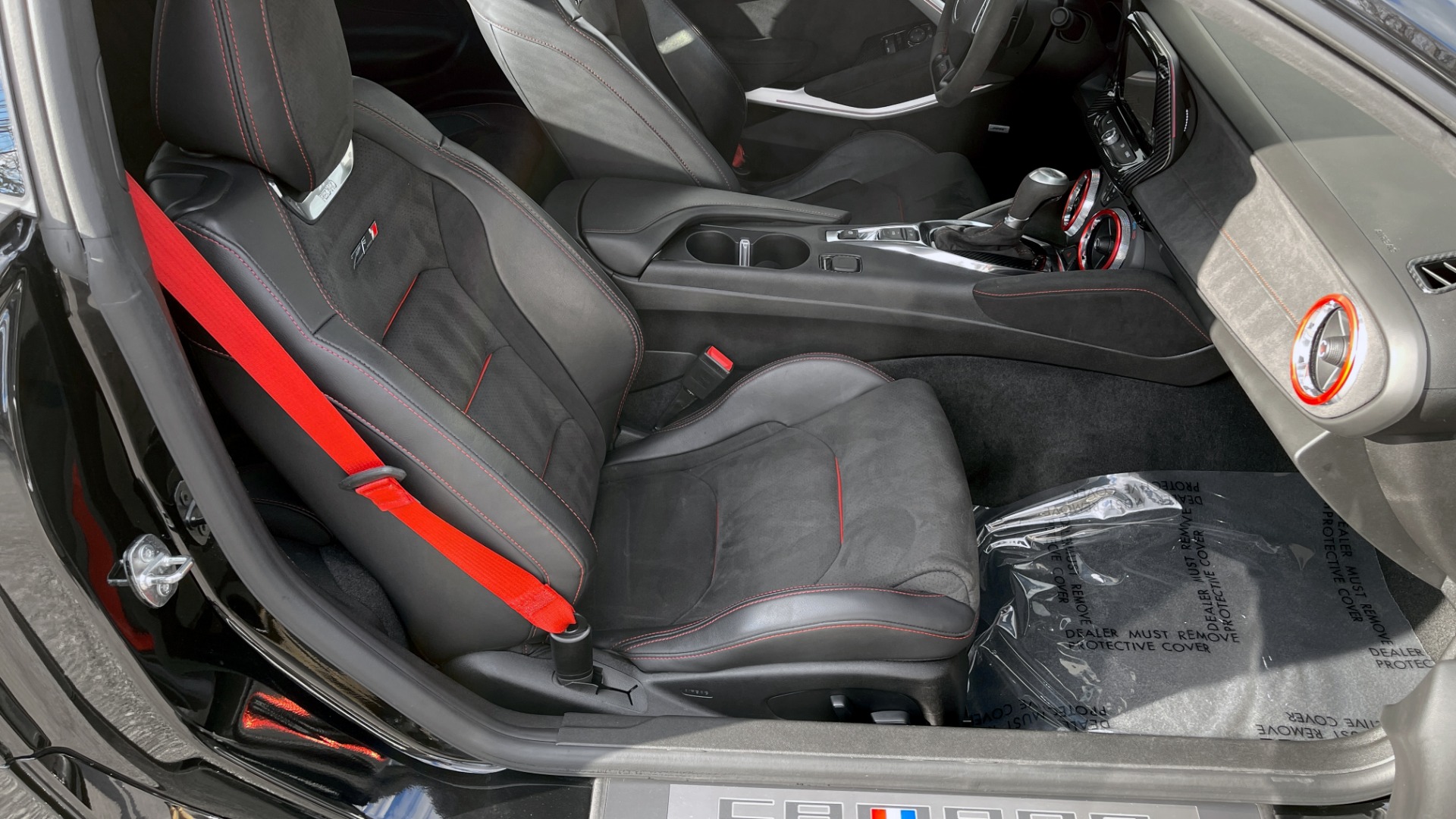 Used 2019 Chevrolet Camaro ZL1 650HP COUPE / 10-SPD AUTO / SUNROOF / BOSE / DATA RECORDER for sale Sold at Formula Imports in Charlotte NC 28227 59