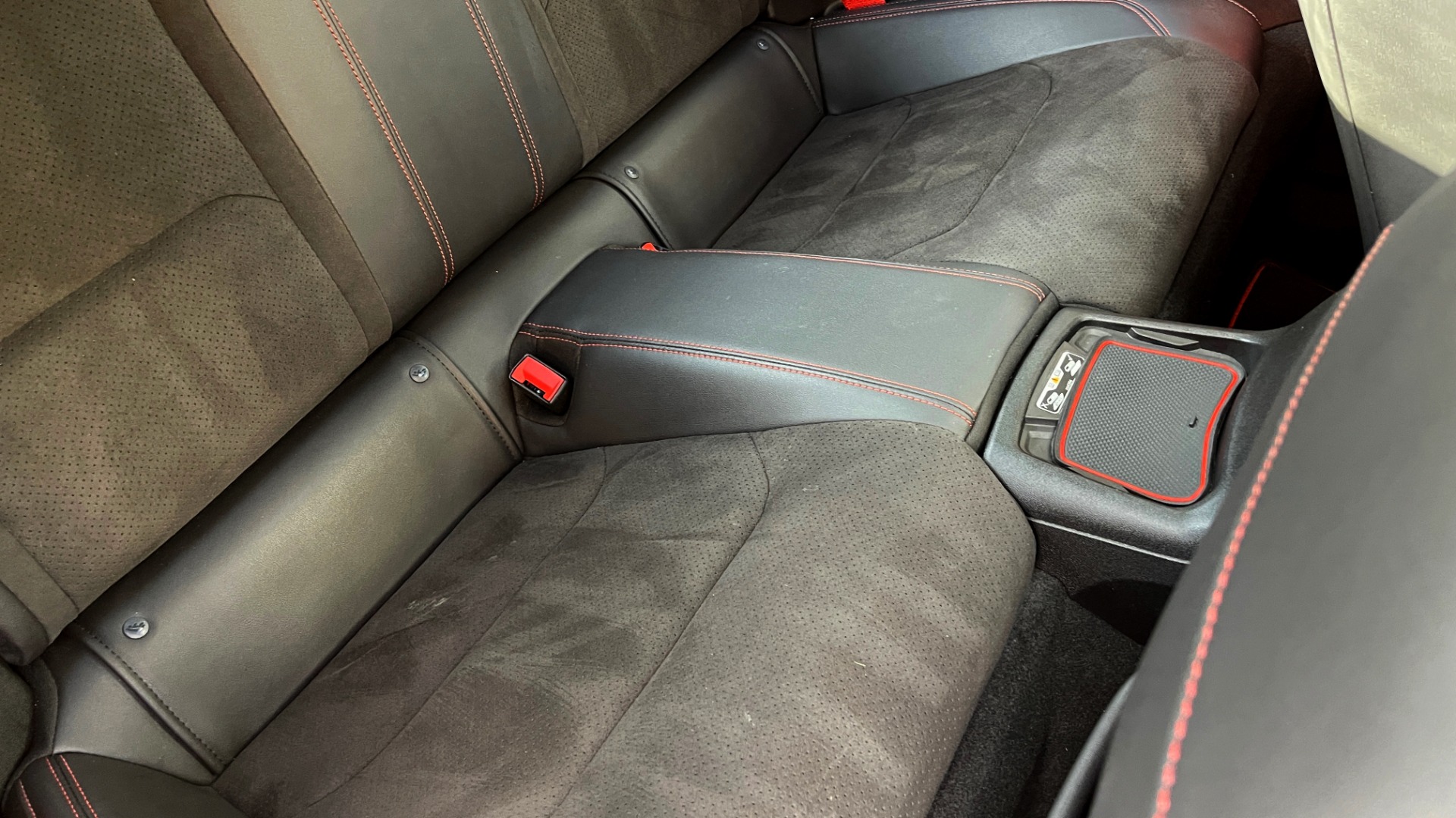 Used 2019 Chevrolet Camaro ZL1 650HP COUPE / 10-SPD AUTO / SUNROOF / BOSE / DATA RECORDER for sale Sold at Formula Imports in Charlotte NC 28227 62