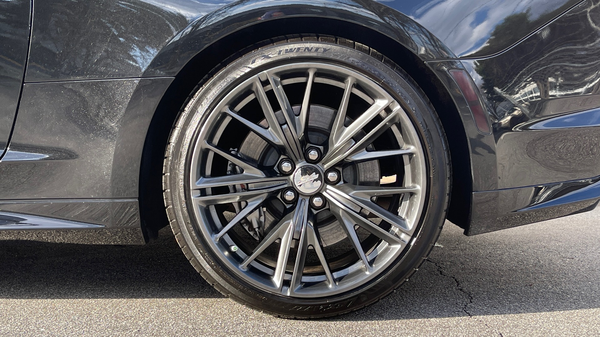 Used 2019 Chevrolet Camaro ZL1 650HP COUPE / 10-SPD AUTO / SUNROOF / BOSE / DATA RECORDER for sale Sold at Formula Imports in Charlotte NC 28227 64