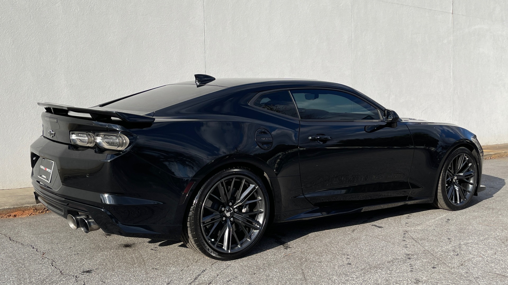 Used 2019 Chevrolet Camaro ZL1 650HP COUPE / 10-SPD AUTO / SUNROOF / BOSE / DATA RECORDER for sale Sold at Formula Imports in Charlotte NC 28227 7