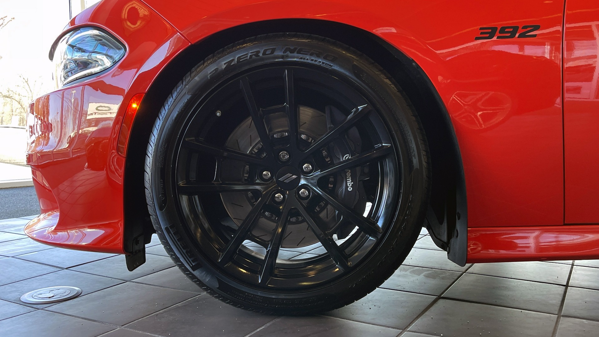 Used 2018 Dodge CHARGER DAYTONA 392 SEDAN / 6.4L HEMI / 8-SPD AUTO / TECH PKG / H/K SND / REARVIEW for sale Sold at Formula Imports in Charlotte NC 28227 59