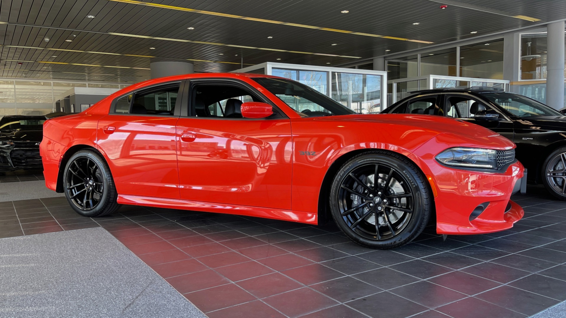 Used 2018 Dodge CHARGER DAYTONA 392 SEDAN / 6.4L HEMI / 8-SPD AUTO / TECH PKG / H/K SND / REARVIEW for sale Sold at Formula Imports in Charlotte NC 28227 7