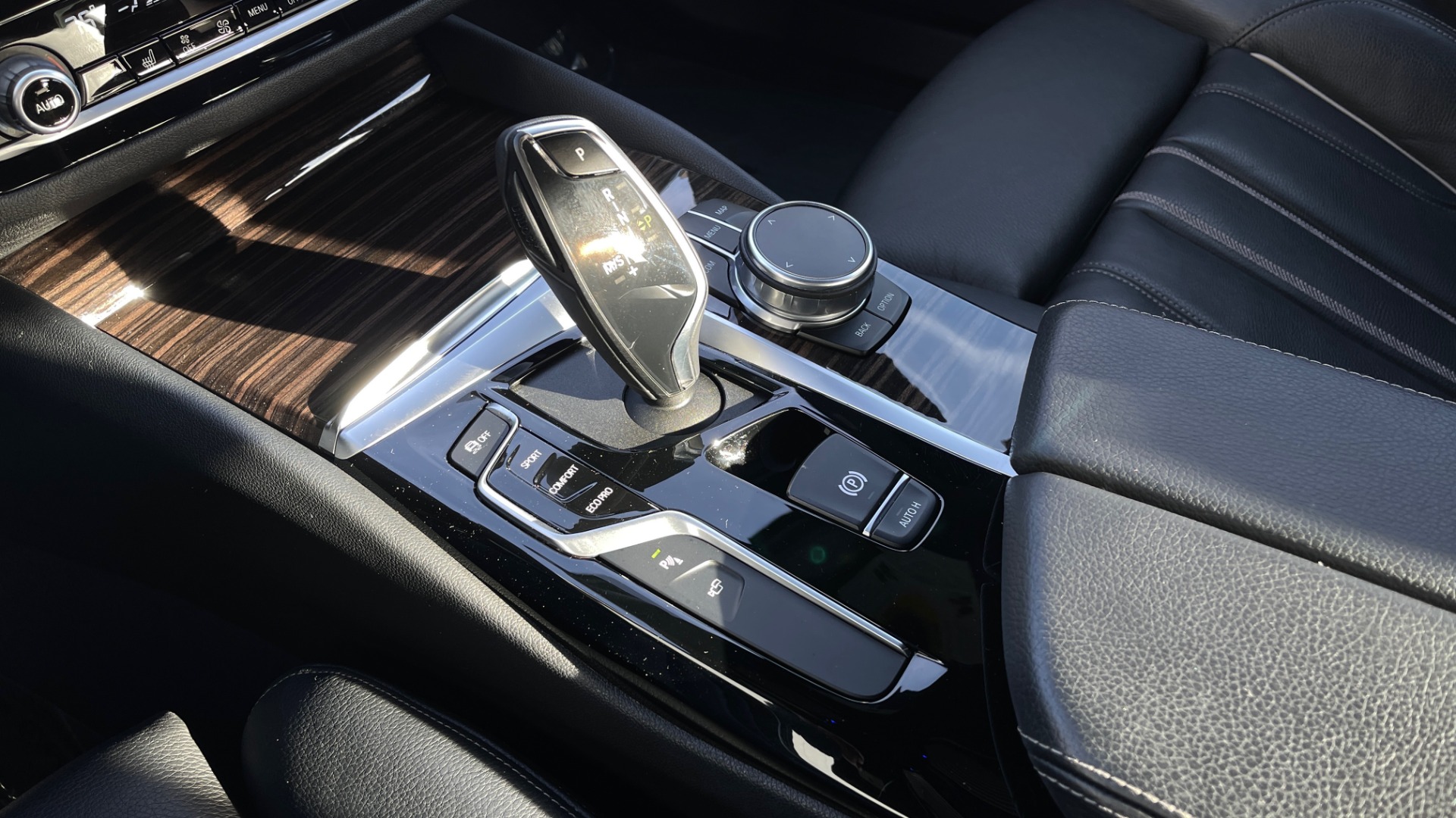 Used 2019 BMW 5 SERIES 540I XDRIVE PREMIUM / NAV / SUNROOF / DRVR ASST PLUS / CONV PKG / HUD for sale Sold at Formula Imports in Charlotte NC 28227 38