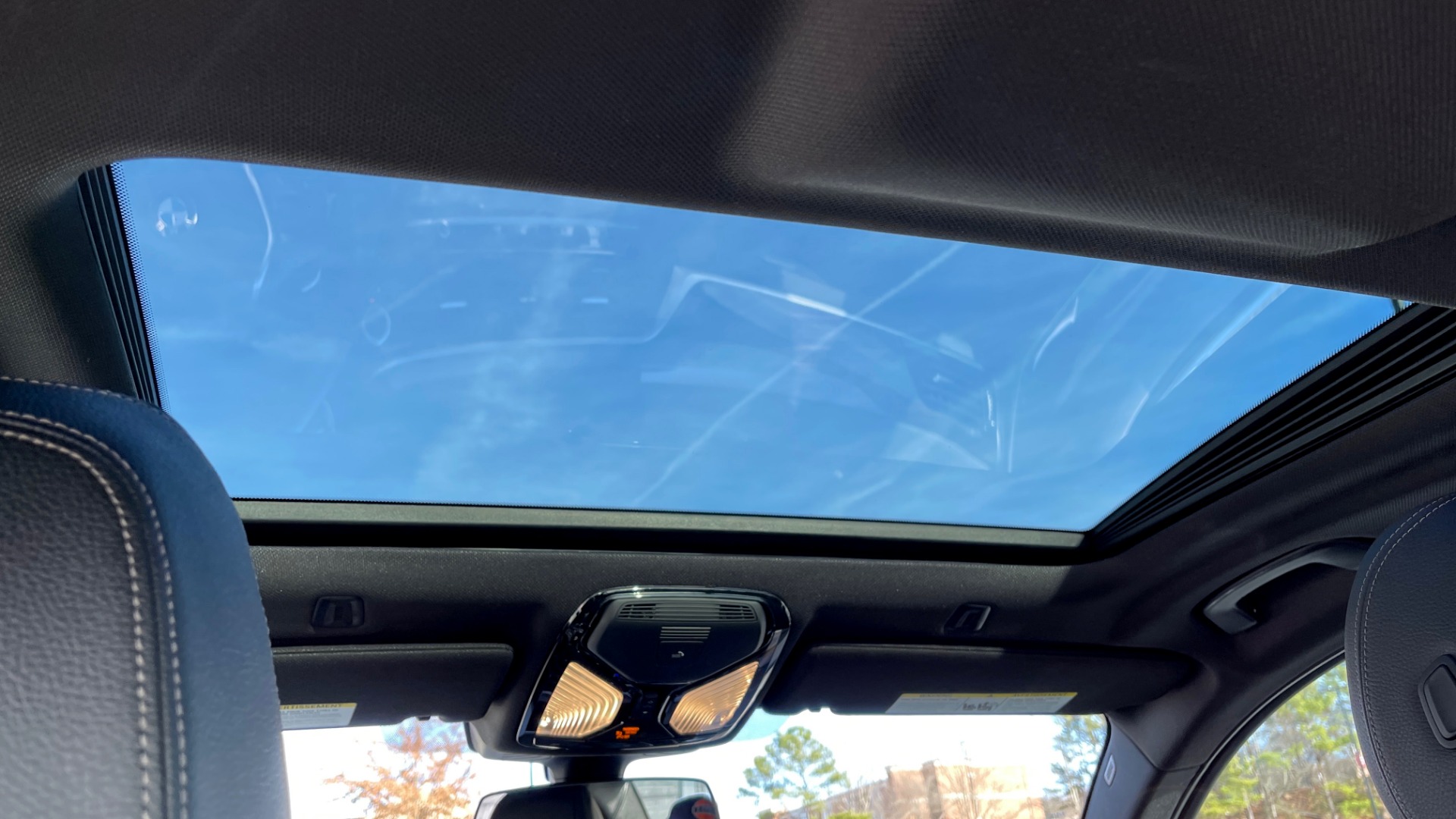 Used 2019 BMW 5 SERIES 540I XDRIVE PREMIUM / NAV / SUNROOF / DRVR ASST PLUS / CONV PKG / HUD for sale Sold at Formula Imports in Charlotte NC 28227 49