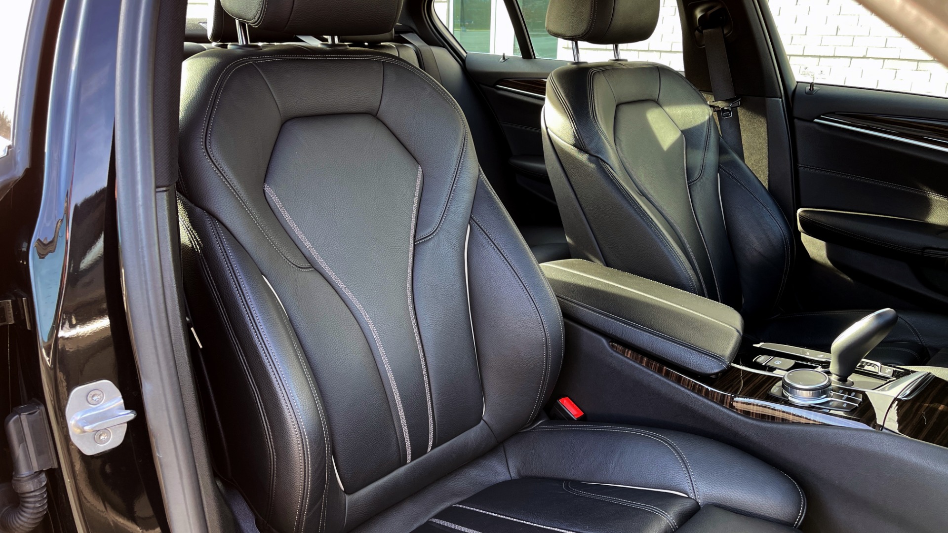 Used 2019 BMW 5 SERIES 540I XDRIVE PREMIUM / NAV / SUNROOF / DRVR ASST PLUS / CONV PKG / HUD for sale Sold at Formula Imports in Charlotte NC 28227 57