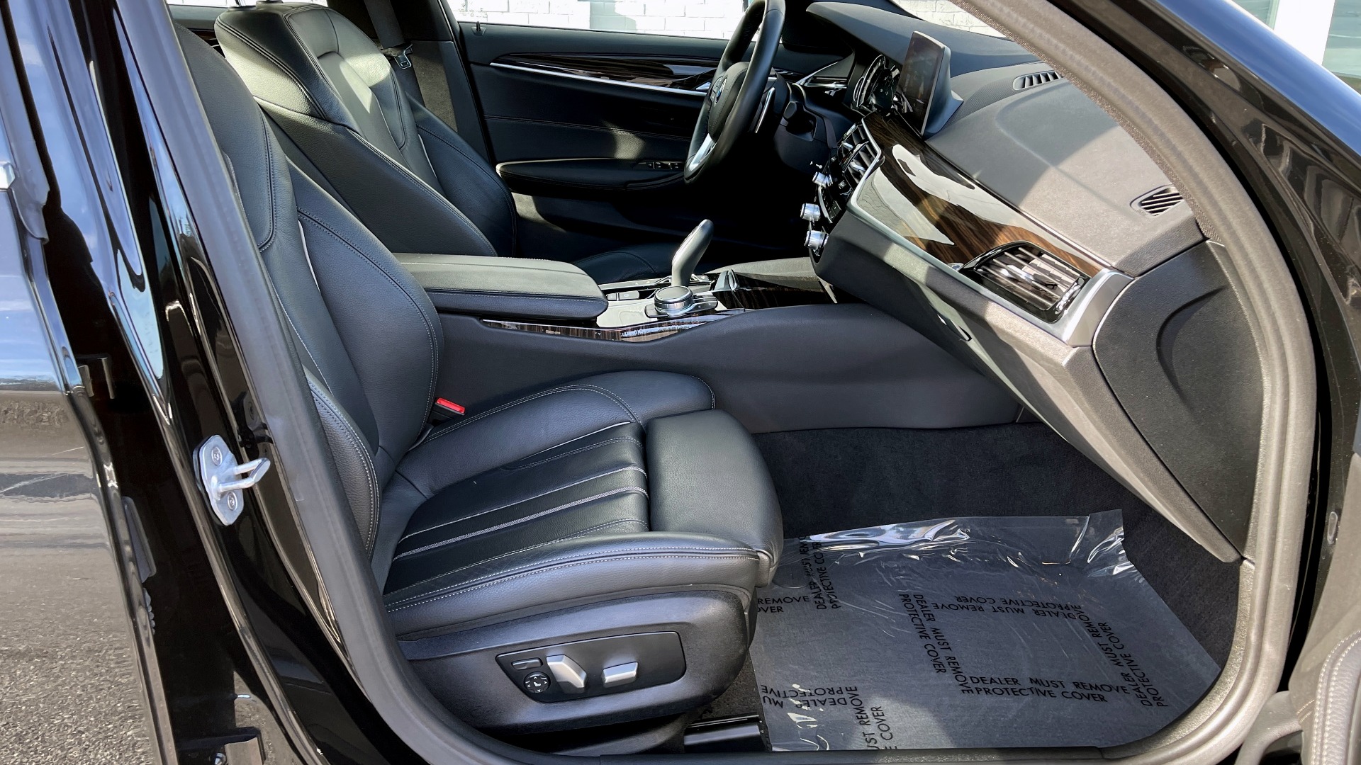 Used 2019 BMW 5 SERIES 540I XDRIVE PREMIUM / NAV / SUNROOF / DRVR ASST PLUS / CONV PKG / HUD for sale Sold at Formula Imports in Charlotte NC 28227 58