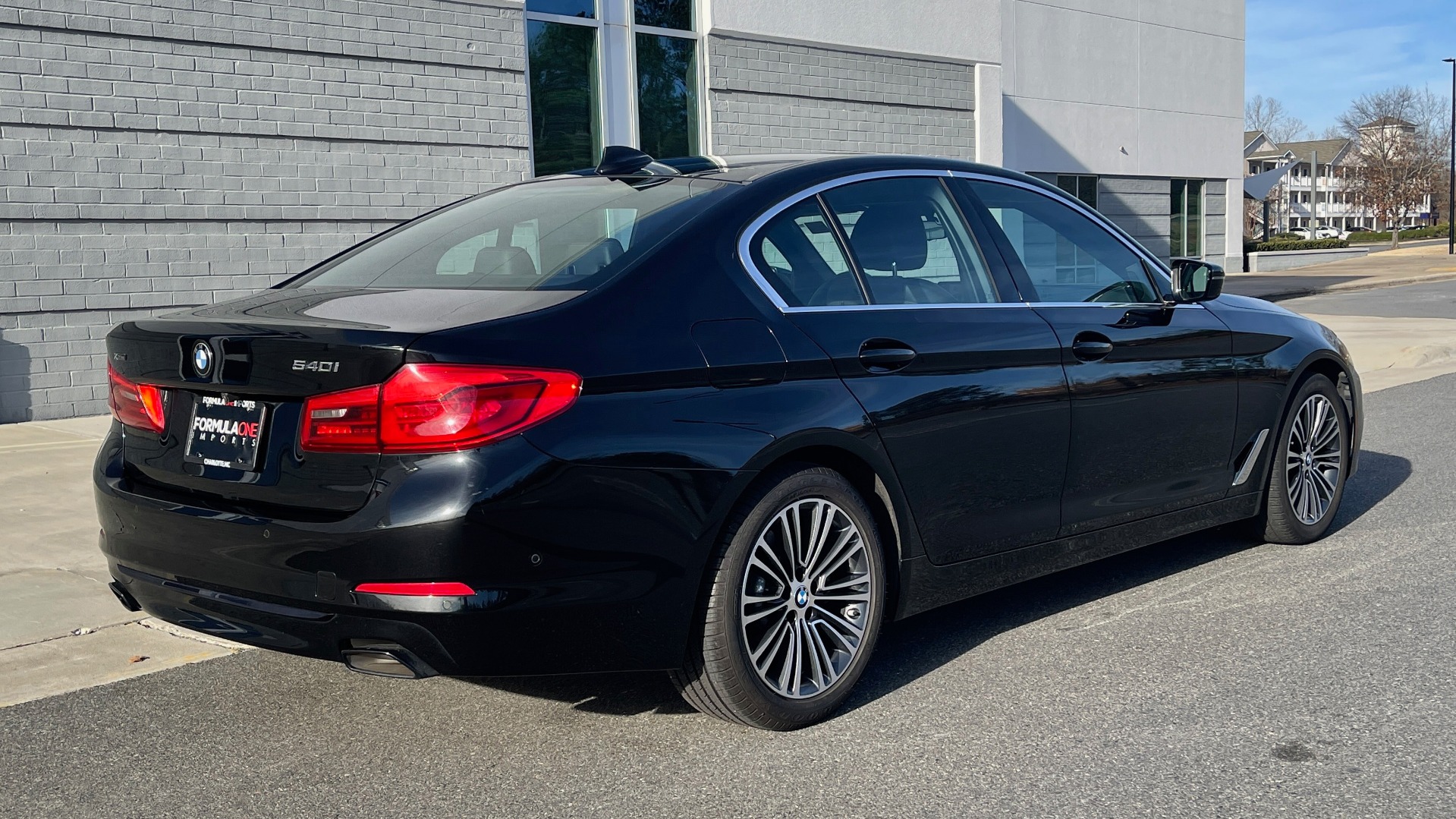 Used 2019 BMW 5 SERIES 540I XDRIVE PREMIUM / NAV / SUNROOF / DRVR ASST PLUS / CONV PKG / HUD for sale Sold at Formula Imports in Charlotte NC 28227 6