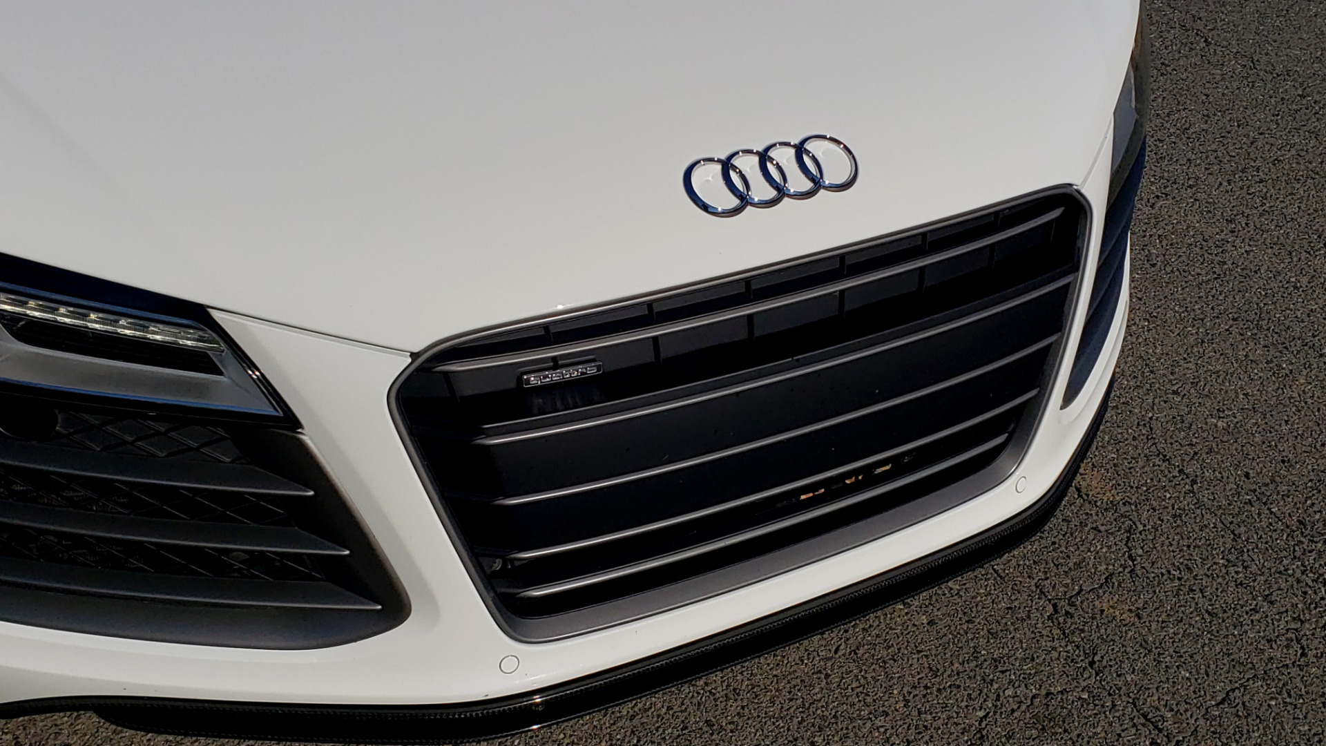 Used 2015 Audi R8 V10 PLUS / S-TRONIC / B&O SOUND / SPORT EXH / REARVIEW for sale Sold at Formula Imports in Charlotte NC 28227 12