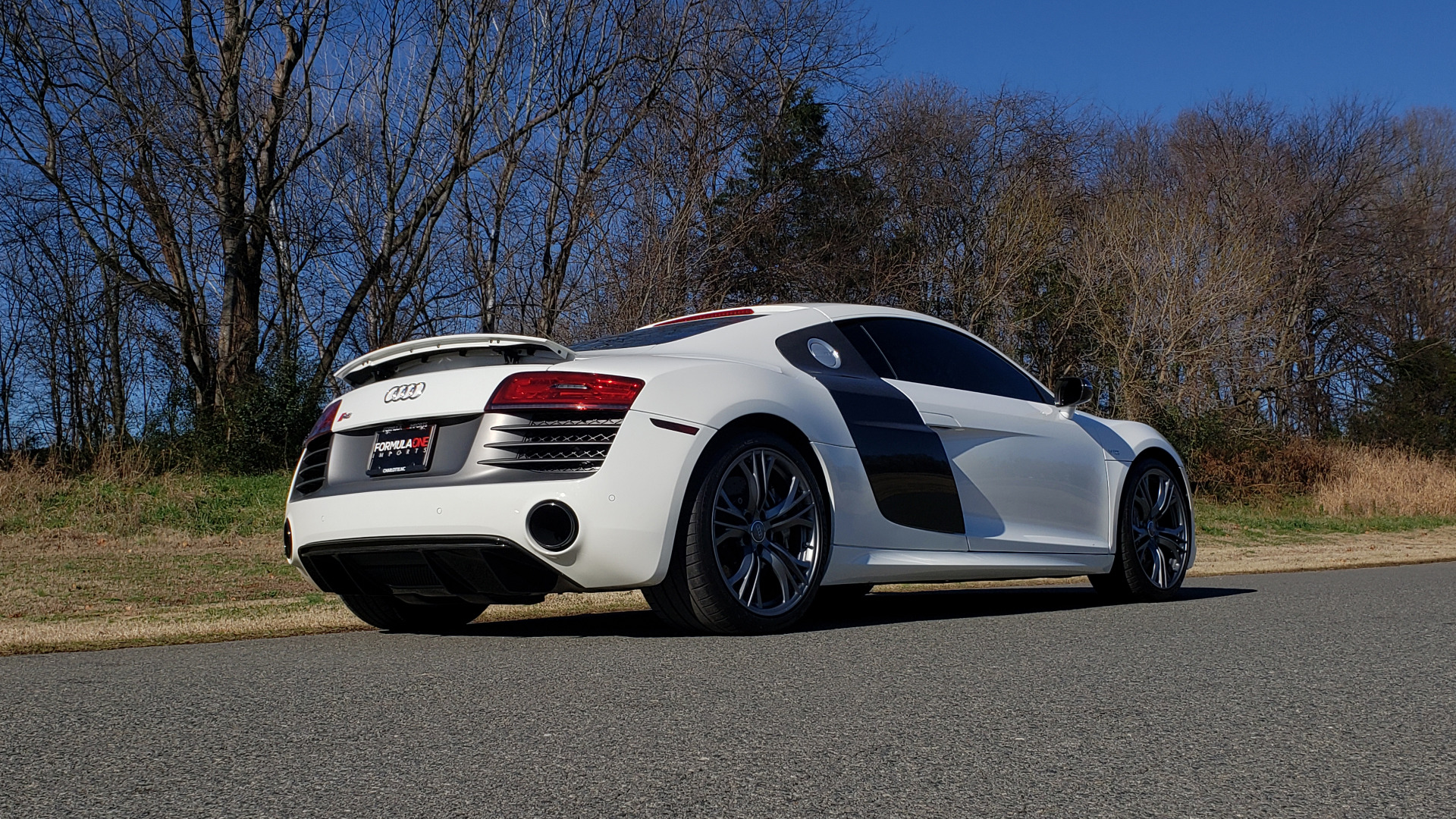 Used 2015 Audi R8 V10 PLUS / S-TRONIC / B&O SOUND / SPORT EXH / REARVIEW for sale Sold at Formula Imports in Charlotte NC 28227 13