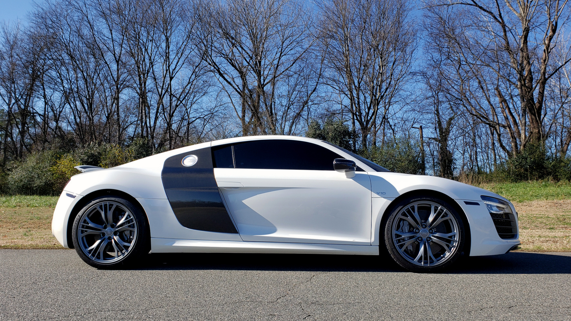 Used 2015 Audi R8 V10 PLUS / S-TRONIC / B&O SOUND / SPORT EXH / REARVIEW for sale Sold at Formula Imports in Charlotte NC 28227 15
