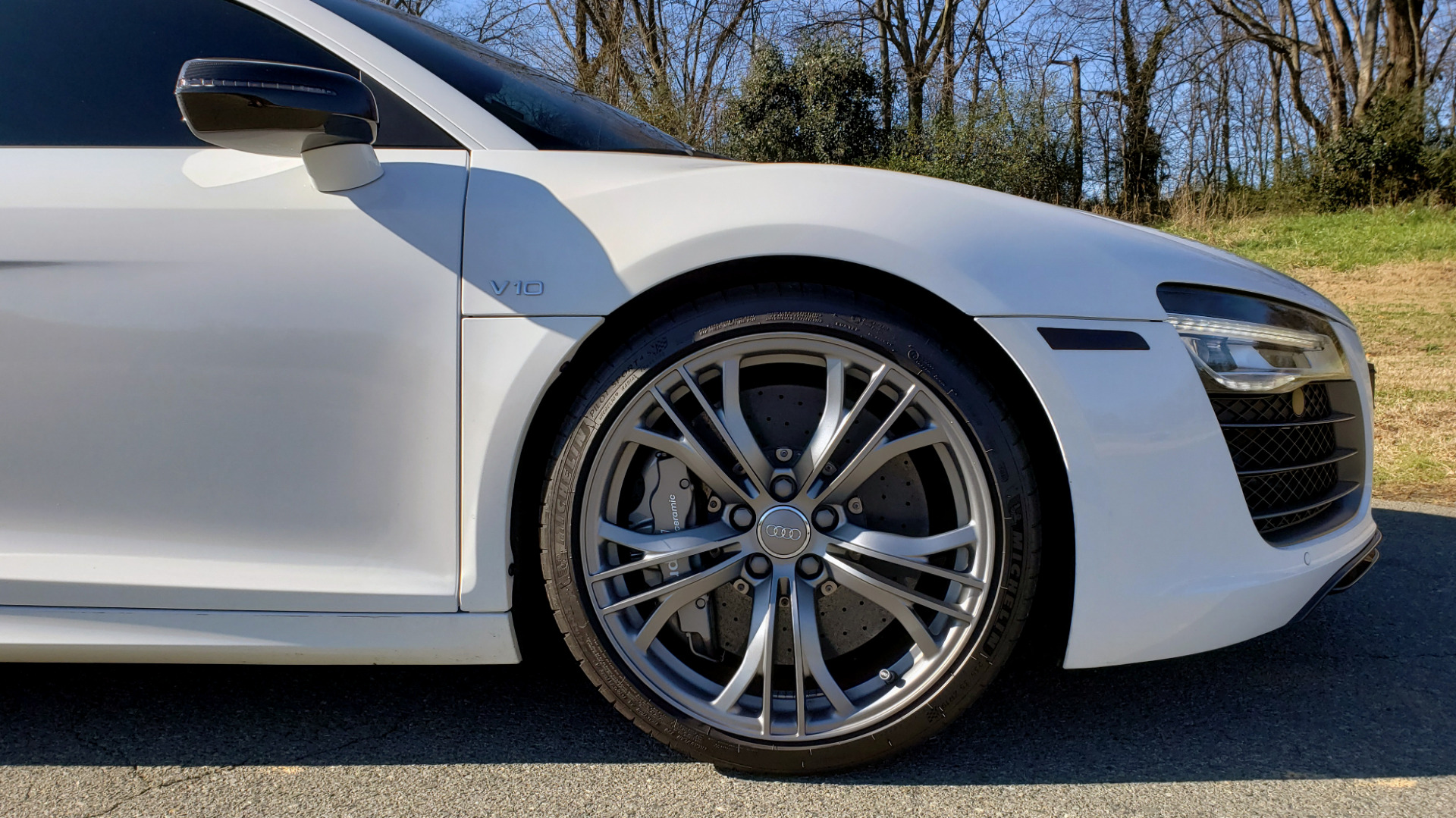 Used 2015 Audi R8 V10 PLUS / S-TRONIC / B&O SOUND / SPORT EXH / REARVIEW for sale Sold at Formula Imports in Charlotte NC 28227 18