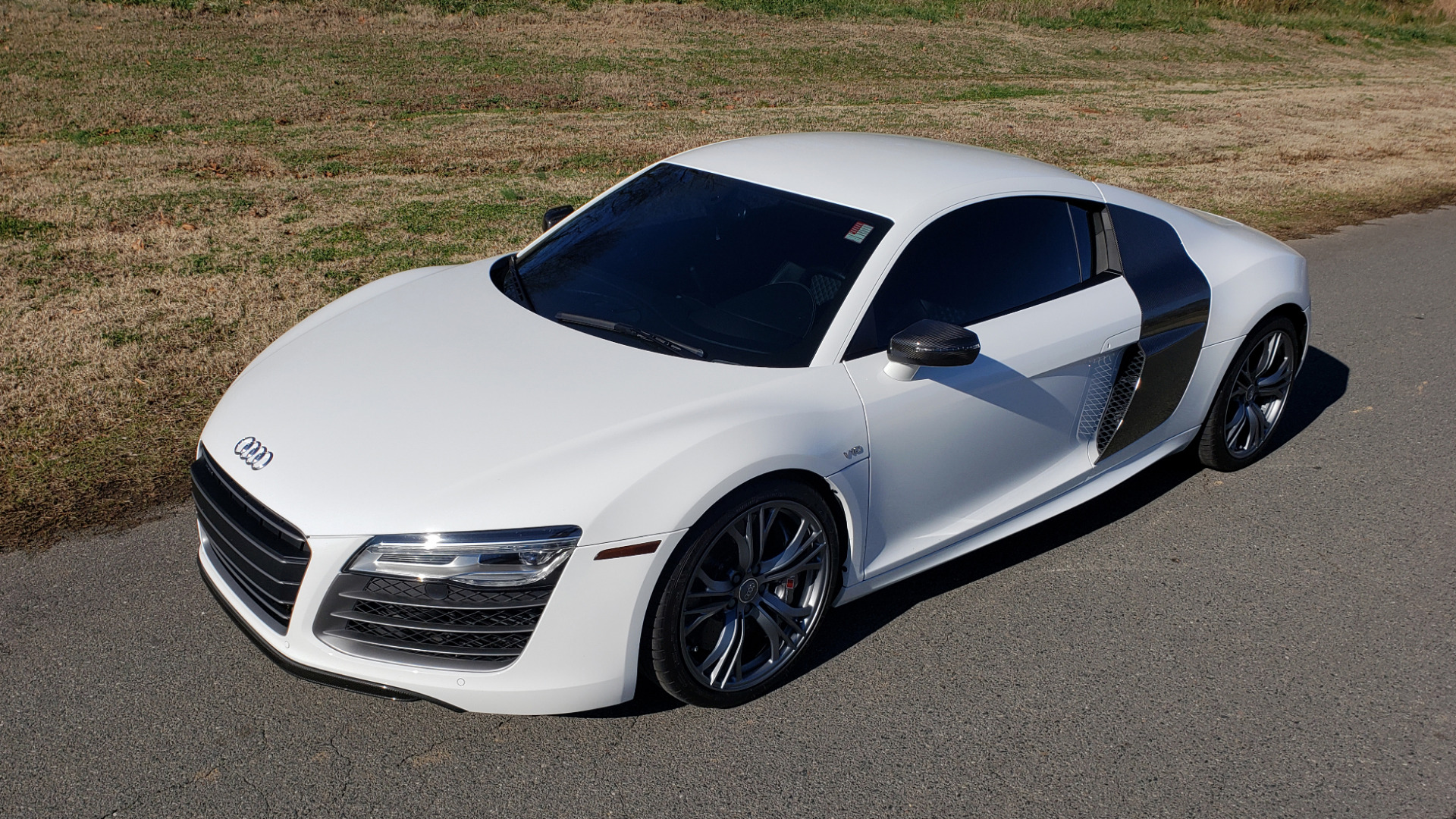 Used 2015 Audi R8 V10 PLUS / S-TRONIC / B&O SOUND / SPORT EXH / REARVIEW for sale Sold at Formula Imports in Charlotte NC 28227 2