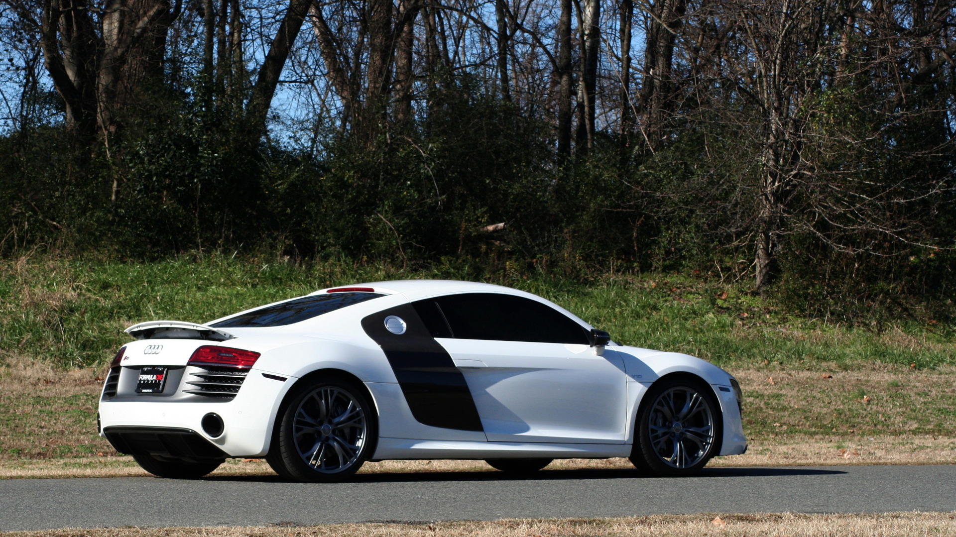Used 2015 Audi R8 V10 PLUS / S-TRONIC / B&O SOUND / SPORT EXH / REARVIEW for sale Sold at Formula Imports in Charlotte NC 28227 63
