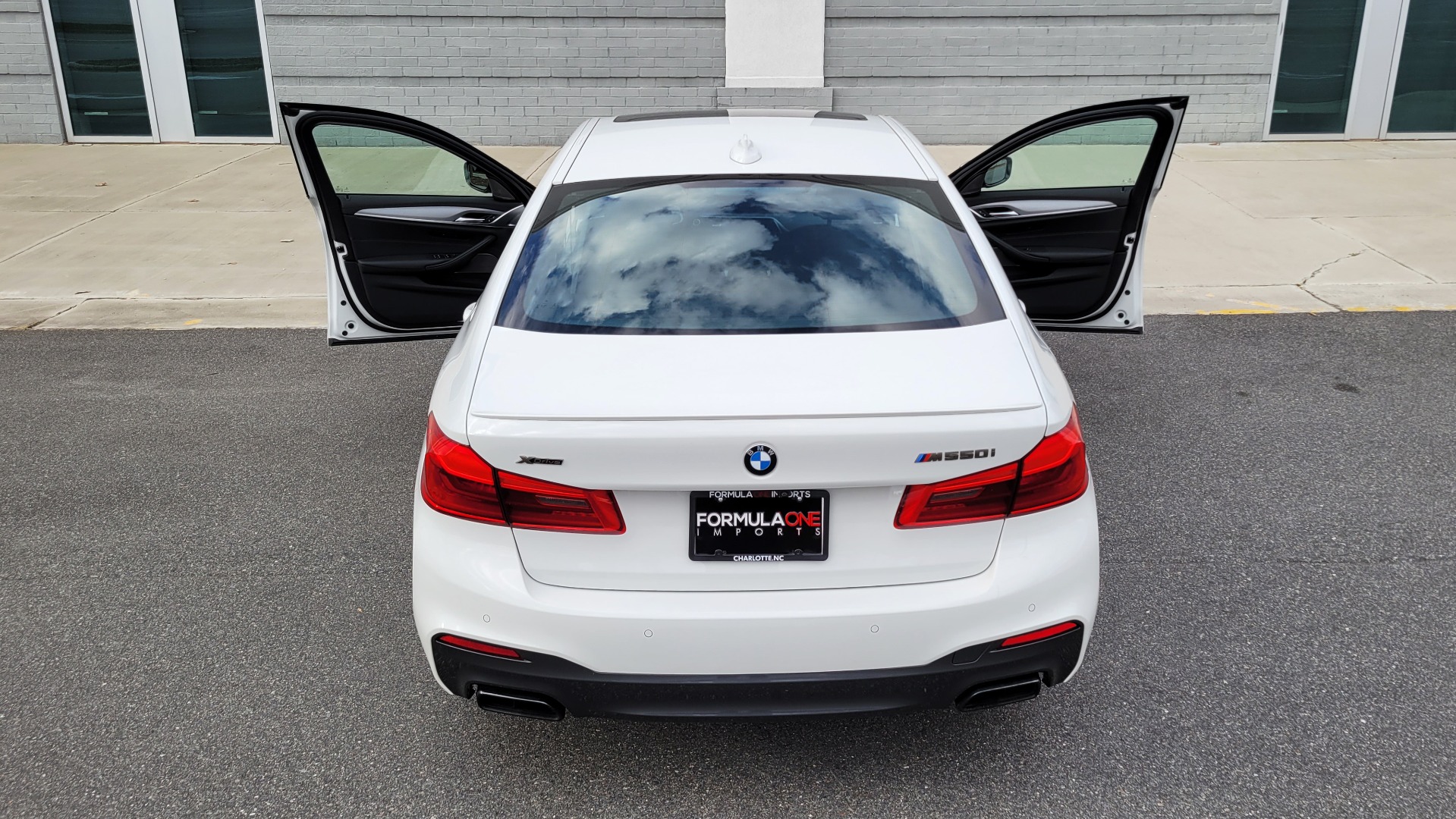 Used 2019 BMW 5 SERIES M550I XDRIVE PREMIUM / DYN HANDLING / EXECUTIVE / HUD / HTD STS / REARVIEW for sale Sold at Formula Imports in Charlotte NC 28227 27