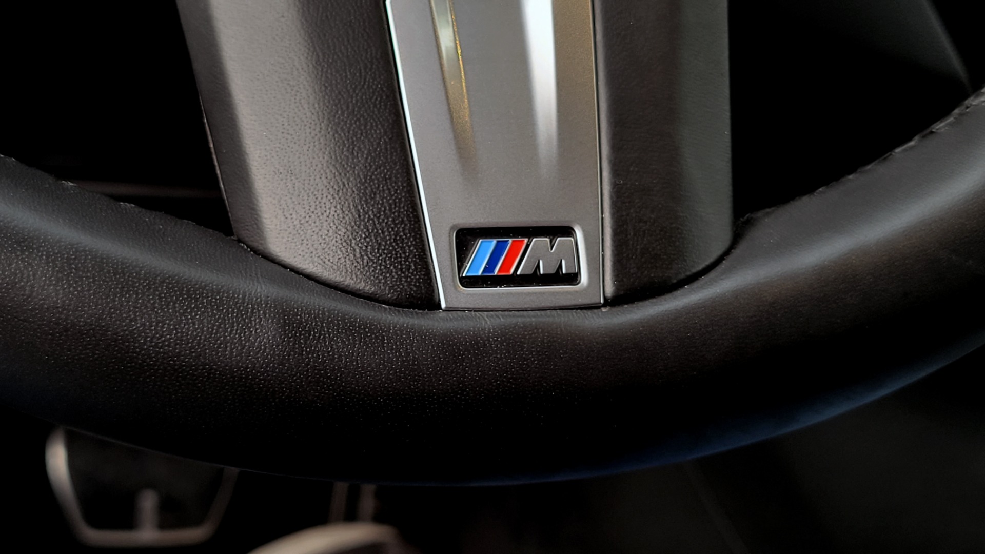 Used 2019 BMW 5 SERIES M550I XDRIVE PREMIUM / DYN HANDLING / EXECUTIVE / HUD / HTD STS / REARVIEW for sale Sold at Formula Imports in Charlotte NC 28227 42