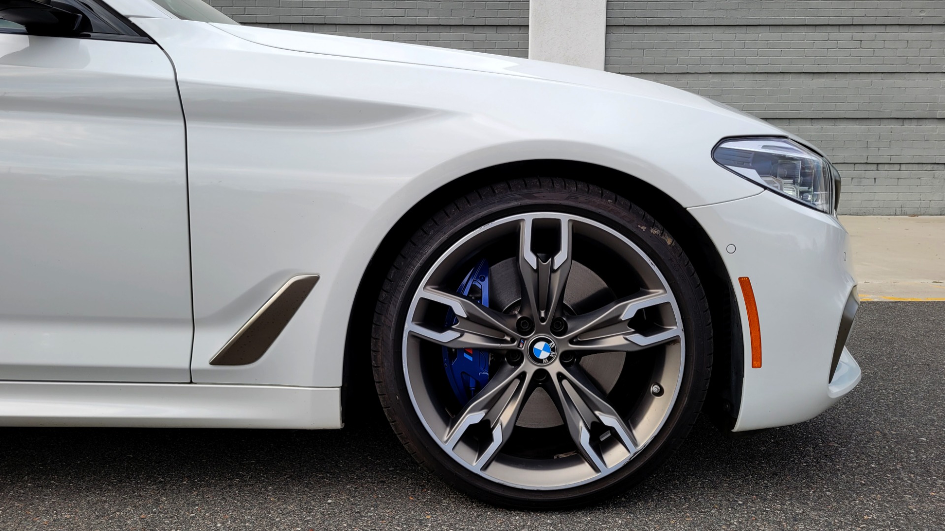 Used 2019 BMW 5 SERIES M550I XDRIVE PREMIUM / DYN HANDLING / EXECUTIVE / HUD / HTD STS / REARVIEW for sale Sold at Formula Imports in Charlotte NC 28227 87