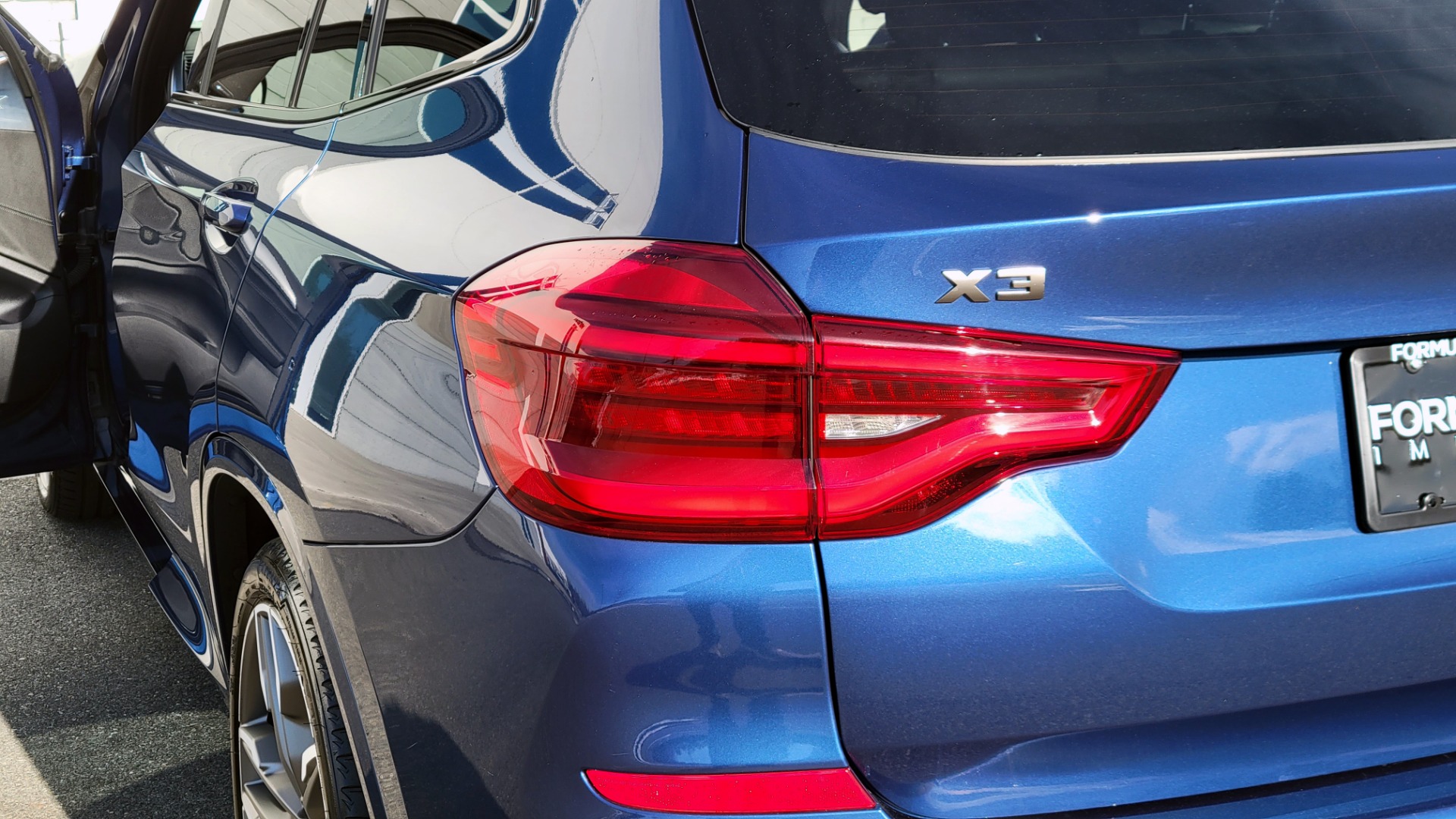Used 2018 BMW X3 M40I PREMIUM / DRVR ASST / EXECUTIVE / WIERELESS CHARG / NAV / H/K SND for sale Sold at Formula Imports in Charlotte NC 28227 32