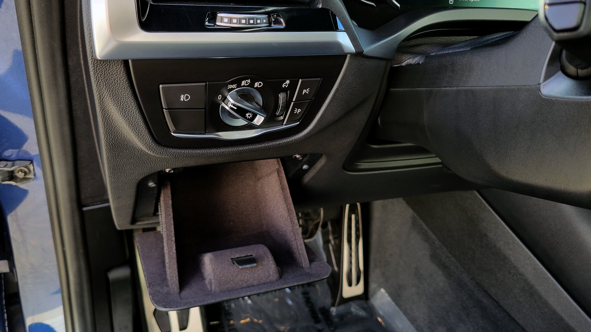 Used 2018 BMW X3 M40I PREMIUM / DRVR ASST / EXECUTIVE / WIERELESS CHARG / NAV / H/K SND for sale Sold at Formula Imports in Charlotte NC 28227 40