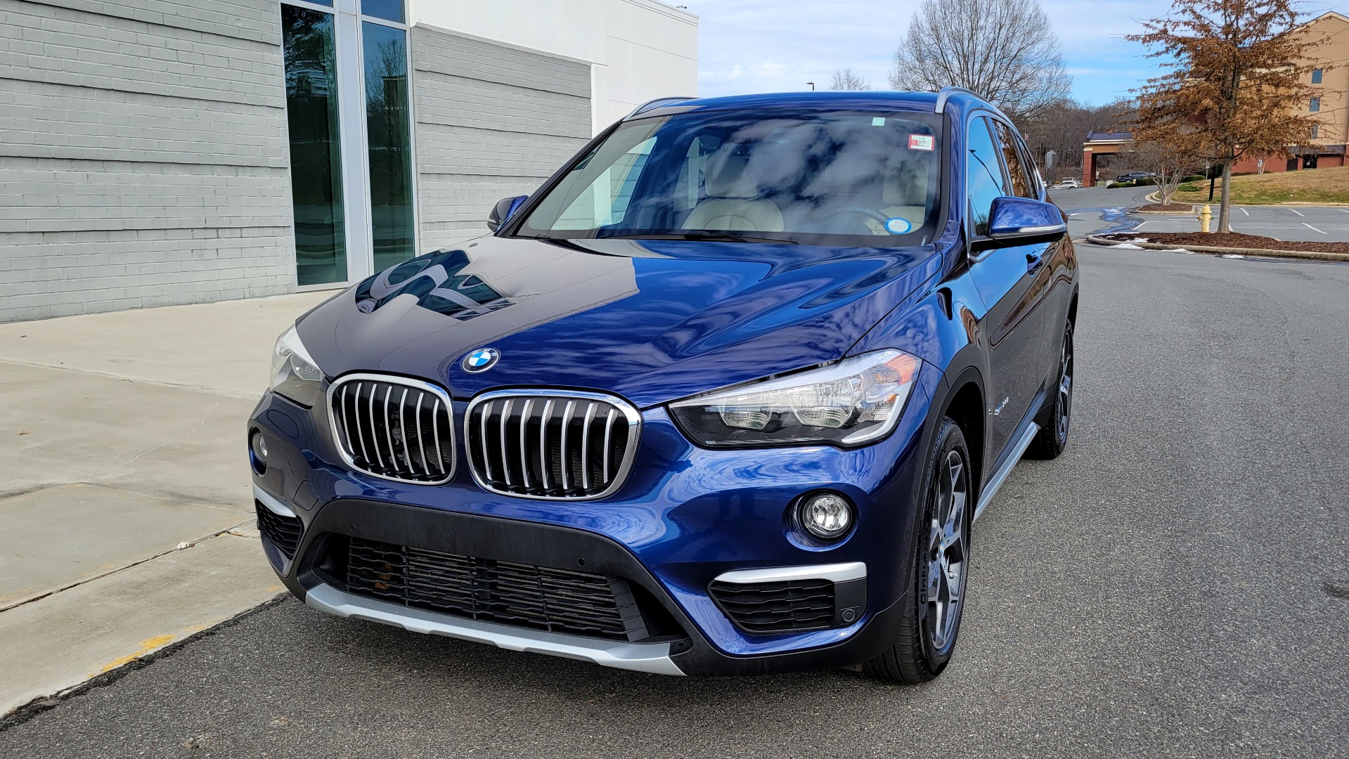Used 2018 BMW X1 SDRIVE28I 2.0L / CONV PKG / NAV / HTD STS & STRNG WHL / PARK DIST CNTRL for sale Sold at Formula Imports in Charlotte NC 28227 2