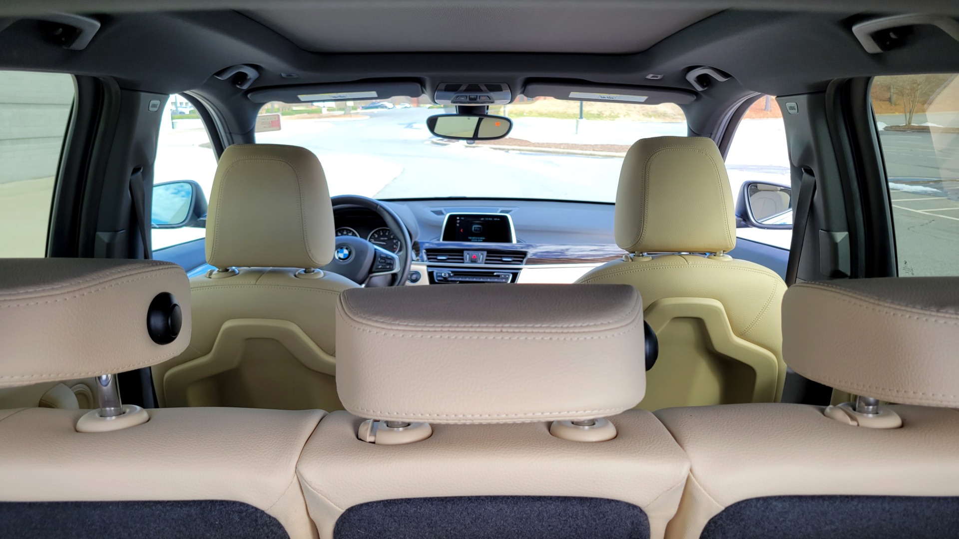 Used 2018 BMW X1 SDRIVE28I 2.0L / CONV PKG / NAV / HTD STS & STRNG WHL / PARK DIST CNTRL for sale Sold at Formula Imports in Charlotte NC 28227 20