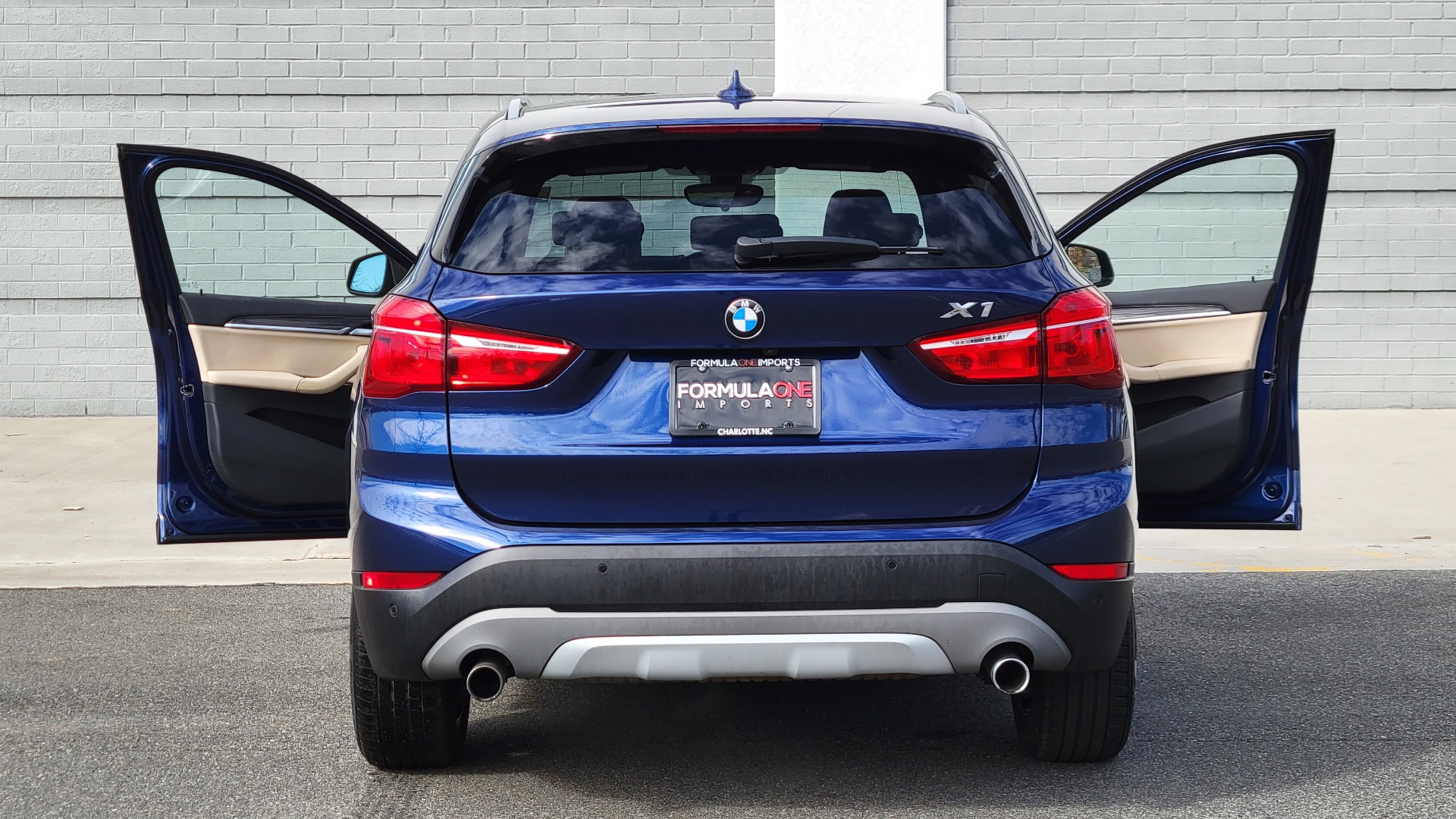 Used 2018 BMW X1 SDRIVE28I 2.0L / CONV PKG / NAV / HTD STS & STRNG WHL / PARK DIST CNTRL for sale Sold at Formula Imports in Charlotte NC 28227 28