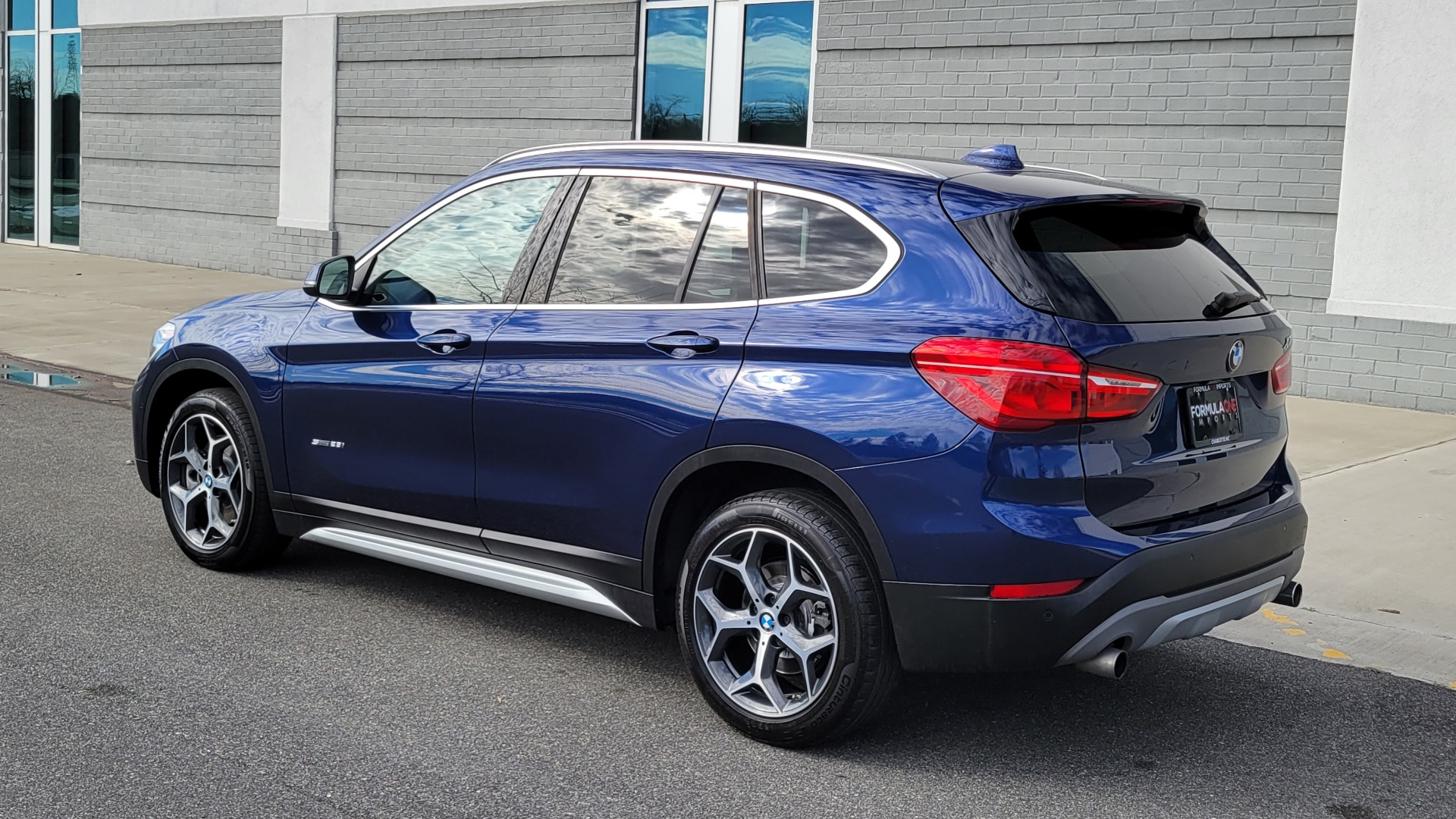 Used 2018 BMW X1 SDRIVE28I 2.0L / CONV PKG / NAV / HTD STS & STRNG WHL / PARK DIST CNTRL for sale Sold at Formula Imports in Charlotte NC 28227 4