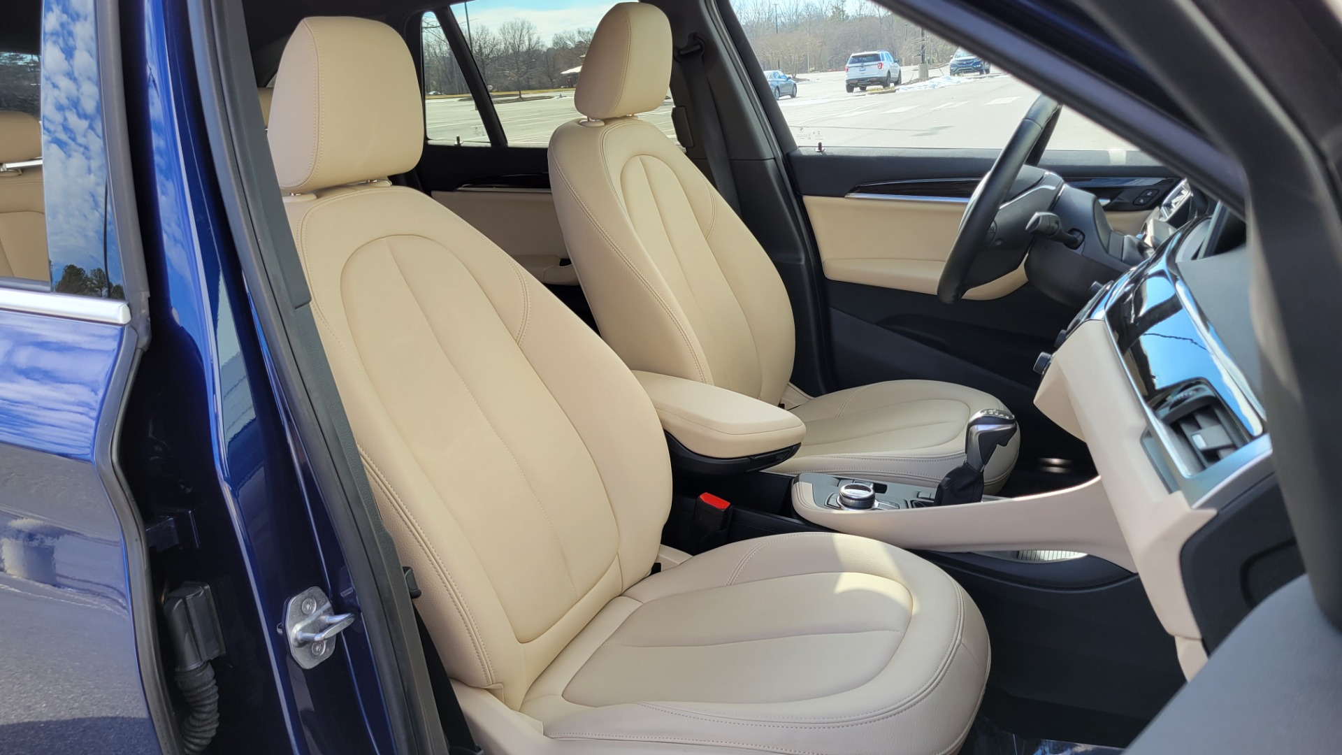Used 2018 BMW X1 SDRIVE28I 2.0L / CONV PKG / NAV / HTD STS & STRNG WHL / PARK DIST CNTRL for sale Sold at Formula Imports in Charlotte NC 28227 64