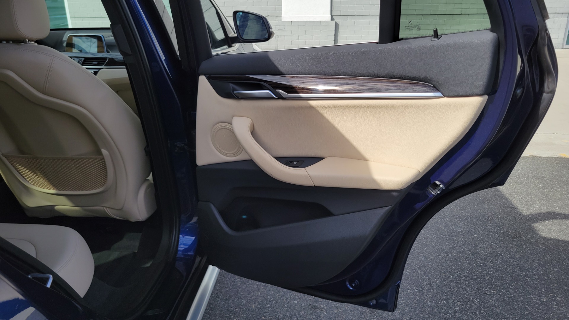 Used 2018 BMW X1 SDRIVE28I 2.0L / CONV PKG / NAV / HTD STS & STRNG WHL / PARK DIST CNTRL for sale Sold at Formula Imports in Charlotte NC 28227 66