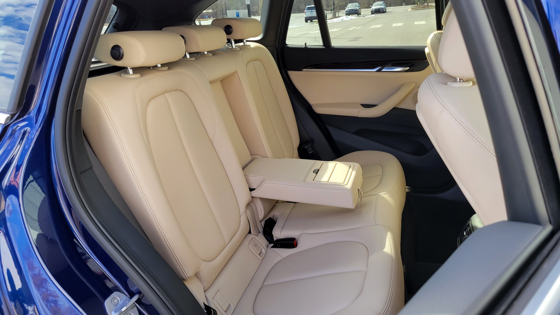 Used 2018 BMW X1 SDRIVE28I 2.0L / CONV PKG / NAV / HTD STS & STRNG WHL / PARK DIST CNTRL for sale Sold at Formula Imports in Charlotte NC 28227 68