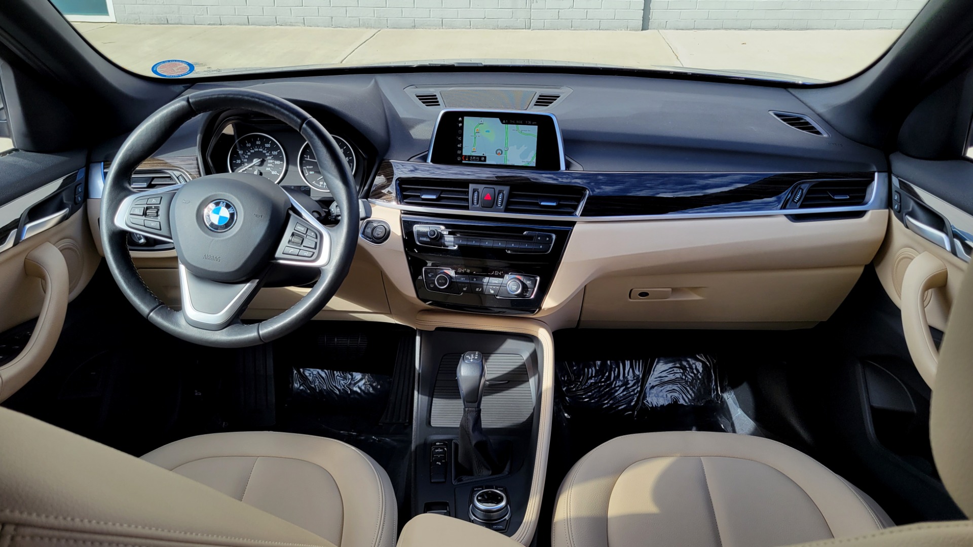 Used 2018 BMW X1 SDRIVE28I 2.0L / CONV PKG / NAV / HTD STS & STRNG WHL / PARK DIST CNTRL for sale Sold at Formula Imports in Charlotte NC 28227 73