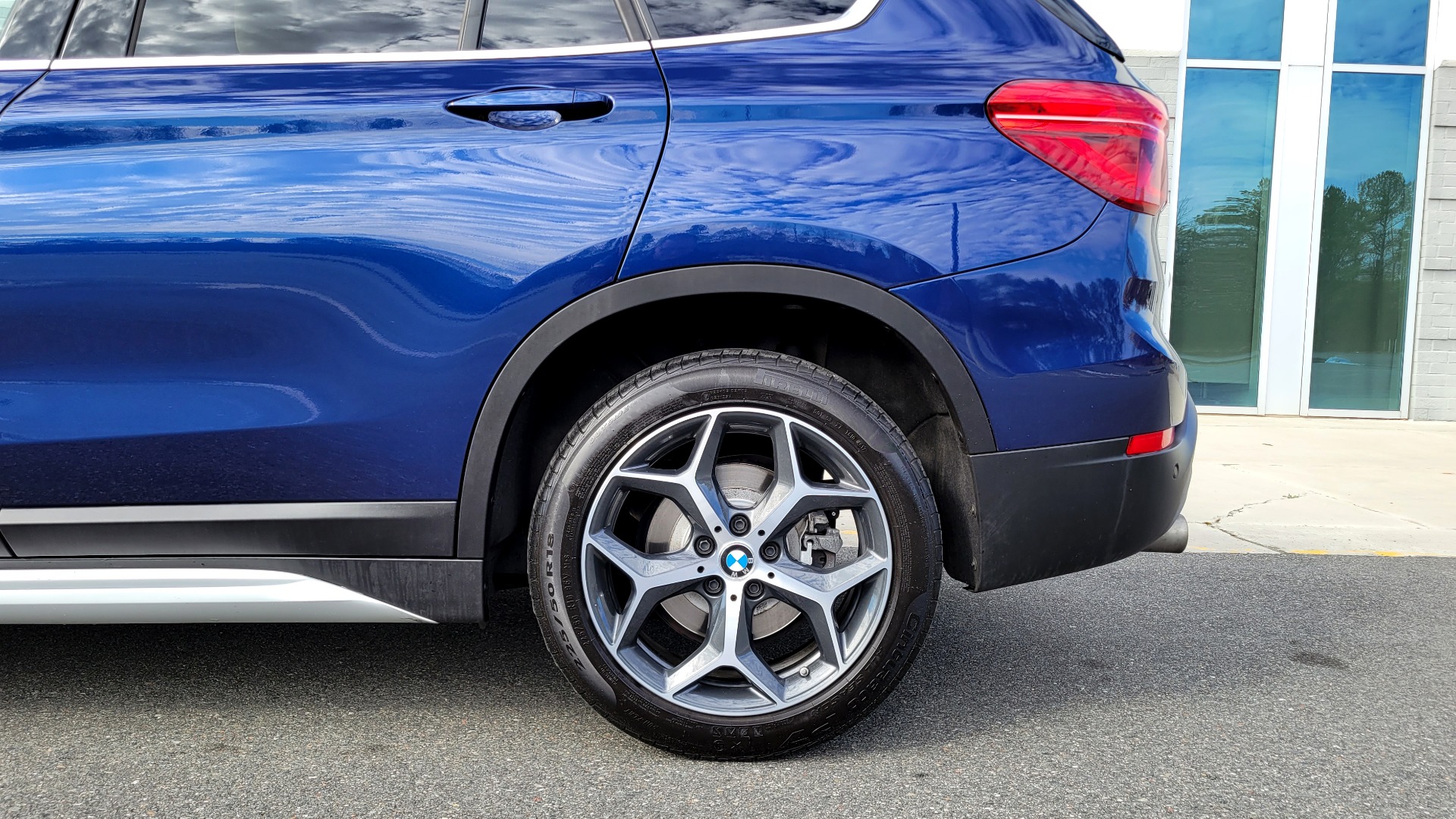 Used 2018 BMW X1 SDRIVE28I 2.0L / CONV PKG / NAV / HTD STS & STRNG WHL / PARK DIST CNTRL for sale Sold at Formula Imports in Charlotte NC 28227 75