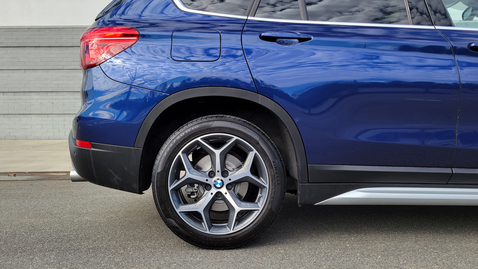 Used 2018 BMW X1 SDRIVE28I 2.0L / CONV PKG / NAV / HTD STS & STRNG WHL / PARK DIST CNTRL for sale Sold at Formula Imports in Charlotte NC 28227 76