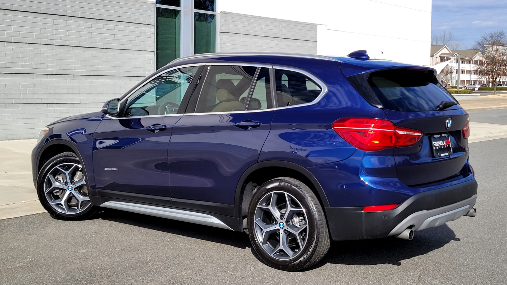 Used 2018 BMW X1 SDRIVE28I 2.0L / CONV PKG / NAV / HTD STS & STRNG WHL / PARK DIST CNTRL for sale Sold at Formula Imports in Charlotte NC 28227 82