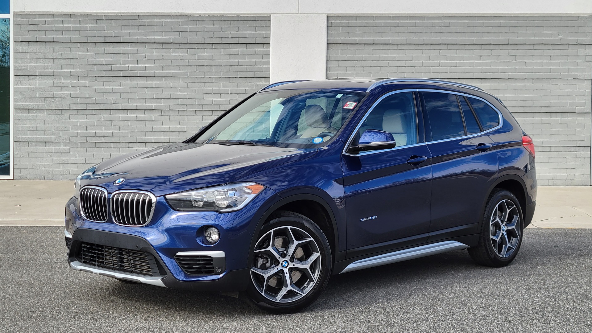 Used 2018 BMW X1 SDRIVE28I 2.0L / CONV PKG / NAV / HTD STS & STRNG WHL / PARK DIST CNTRL for sale Sold at Formula Imports in Charlotte NC 28227 1