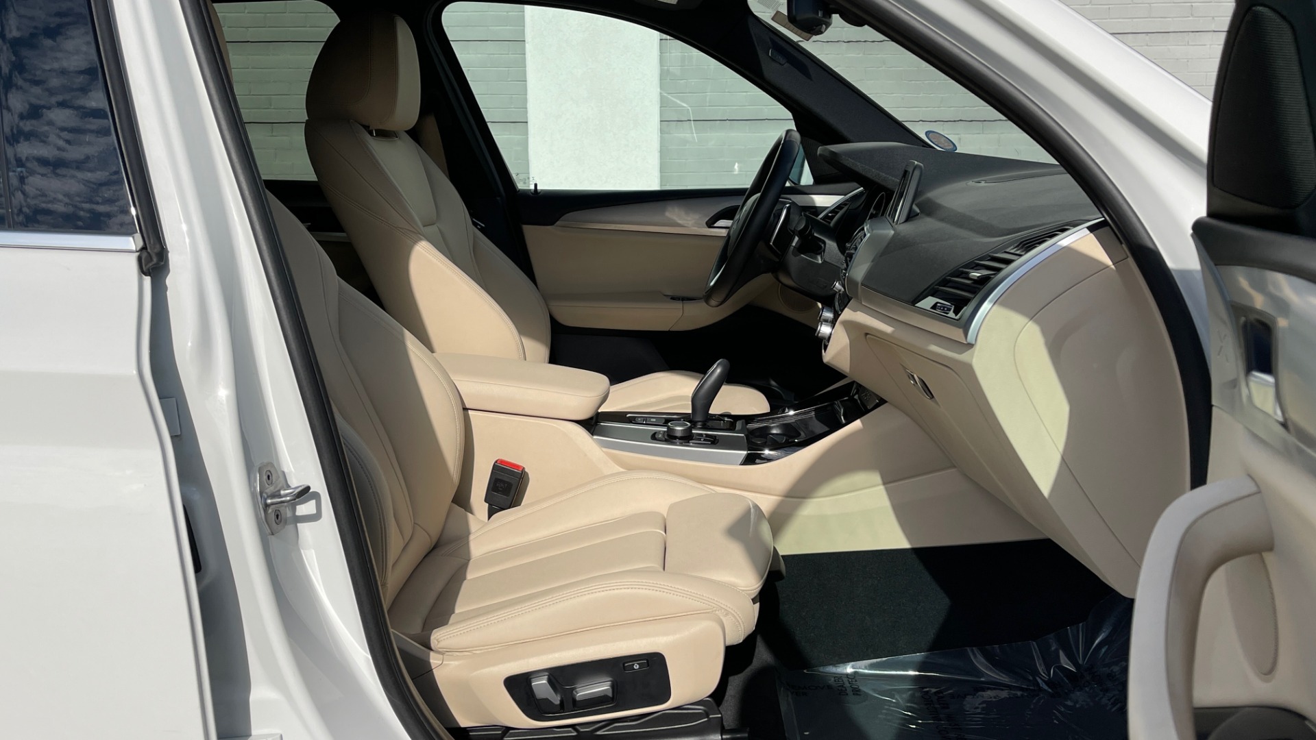 Used 2019 BMW X3 XDRIVE30I 2.0L / DRVR ASST PKG / HTD STS & STRNG WHL / REARVIEW for sale Sold at Formula Imports in Charlotte NC 28227 57