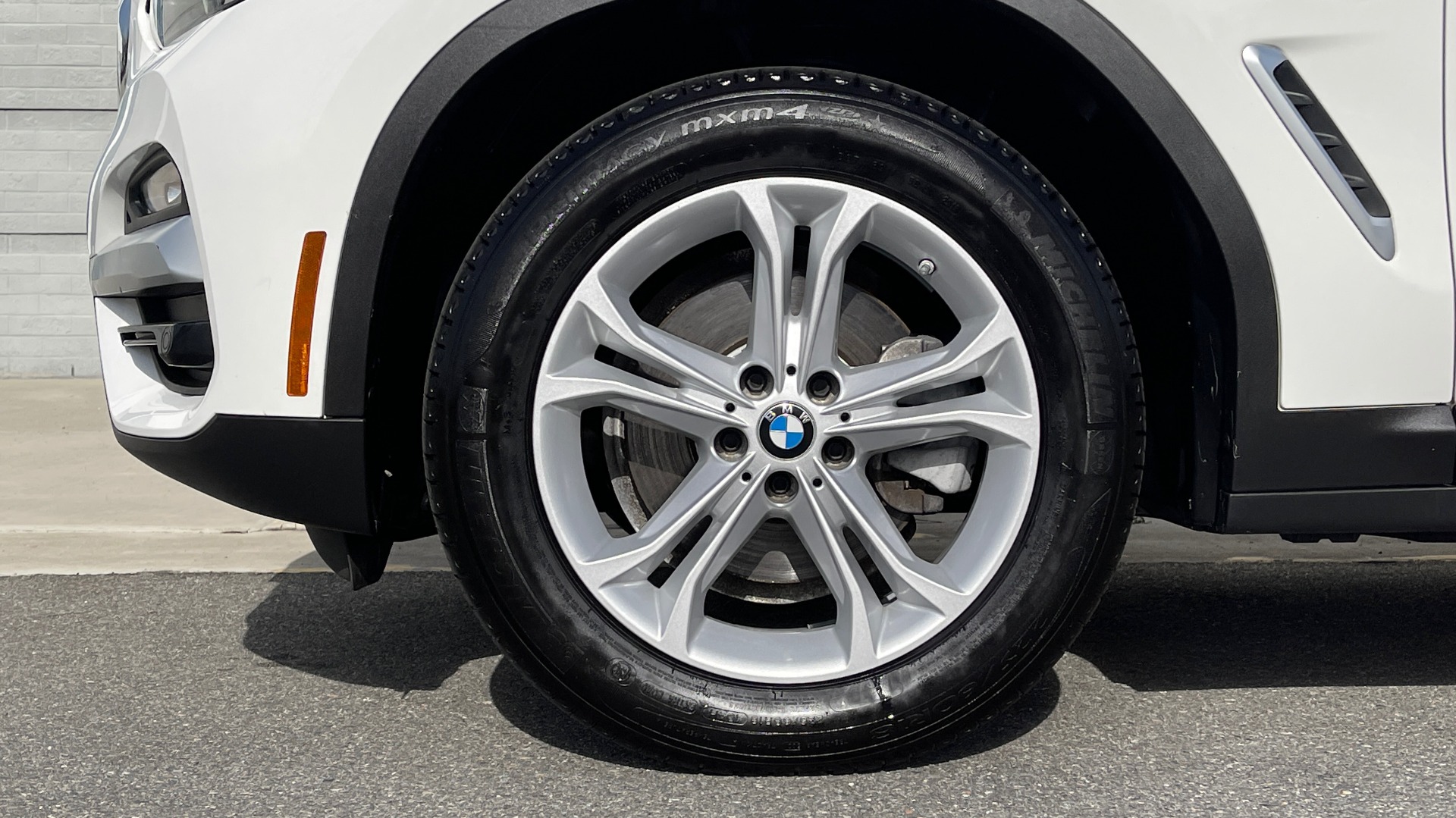 Used 2019 BMW X3 XDRIVE30I 2.0L / DRVR ASST PKG / HTD STS & STRNG WHL / REARVIEW for sale Sold at Formula Imports in Charlotte NC 28227 59
