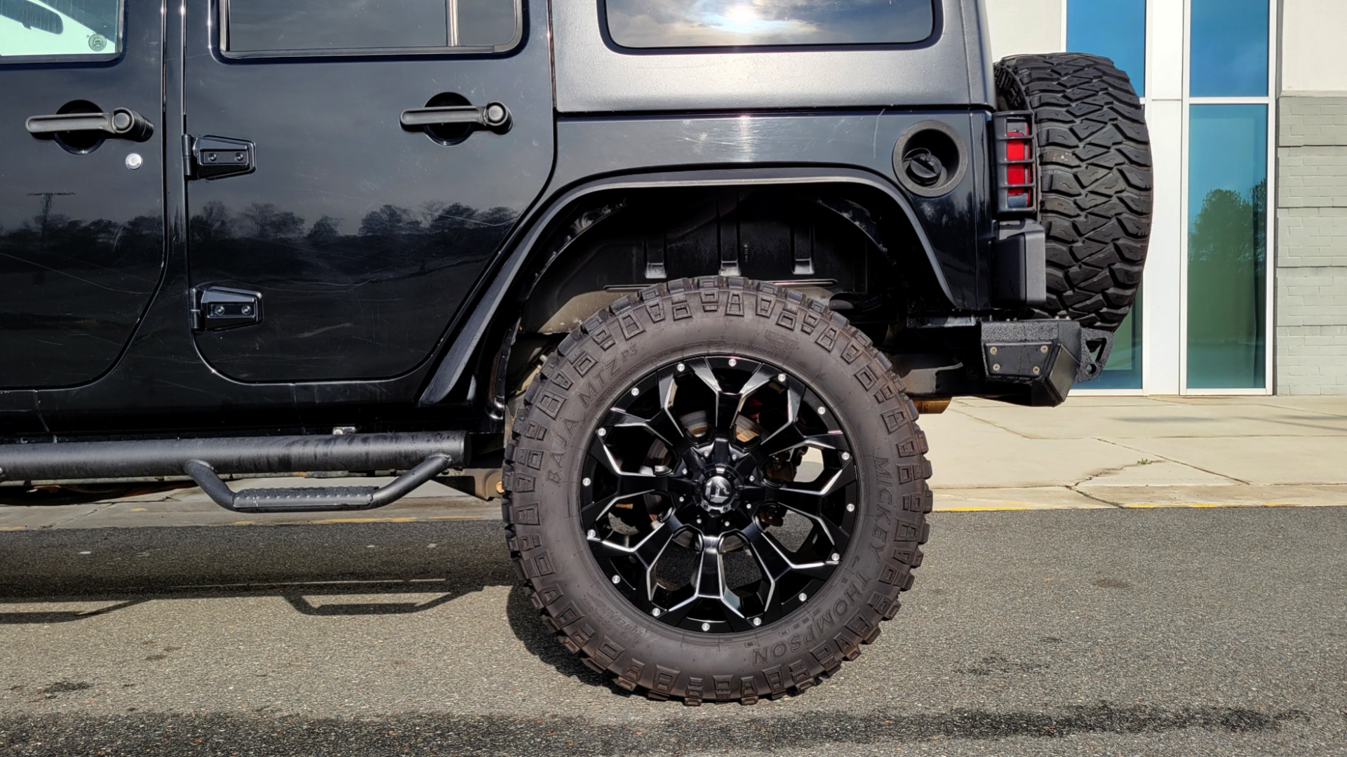 Used 2011 Jeep WRANGLER UNLIMITED SAHARA 4X4 / 3.8L V6 / 4-SPD AUTO / CUSTOM SOUND SYS for sale Sold at Formula Imports in Charlotte NC 28227 67