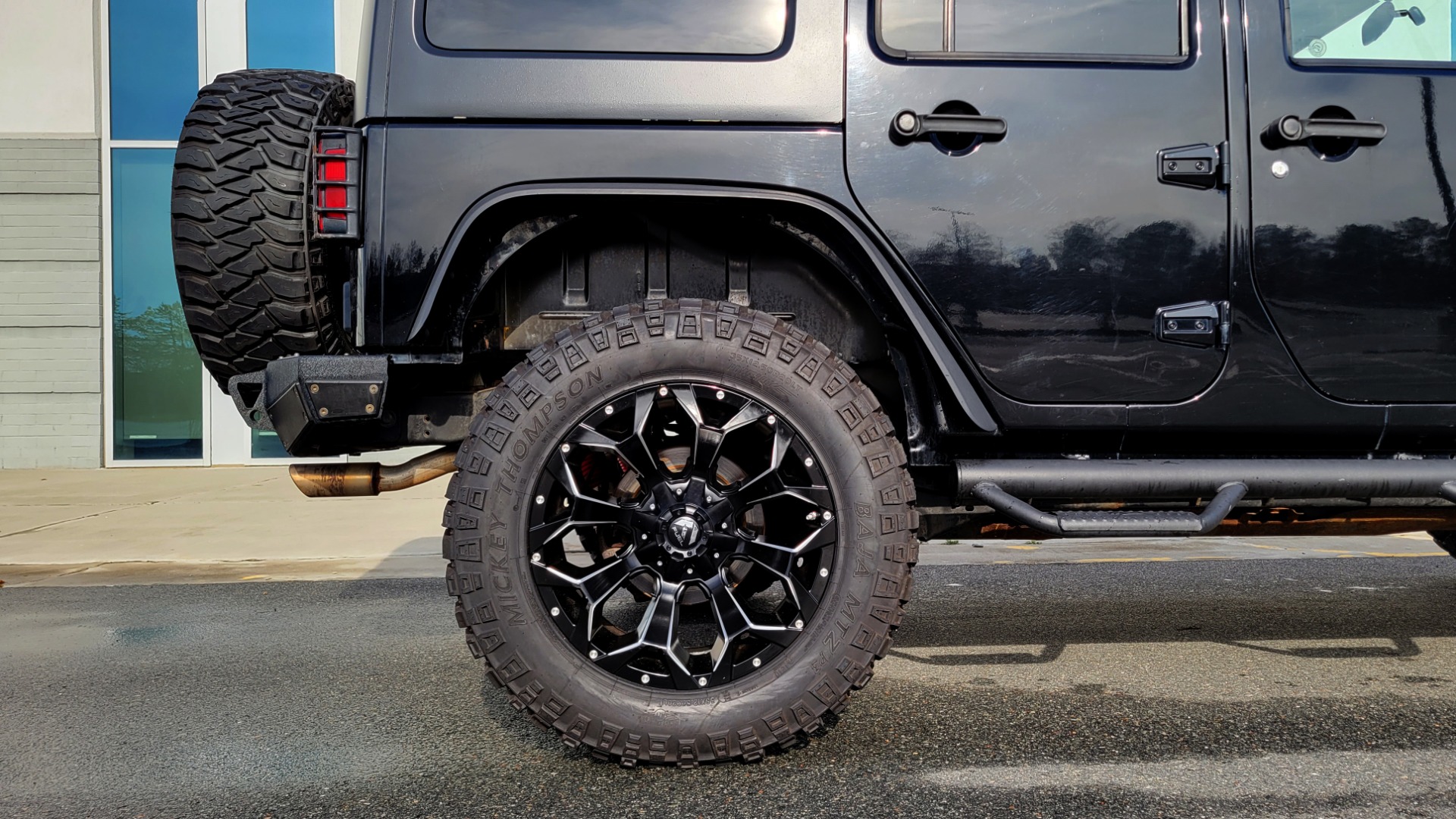 Used 2011 Jeep WRANGLER UNLIMITED SAHARA 4X4 / 3.8L V6 / 4-SPD AUTO / CUSTOM SOUND SYS for sale Sold at Formula Imports in Charlotte NC 28227 68