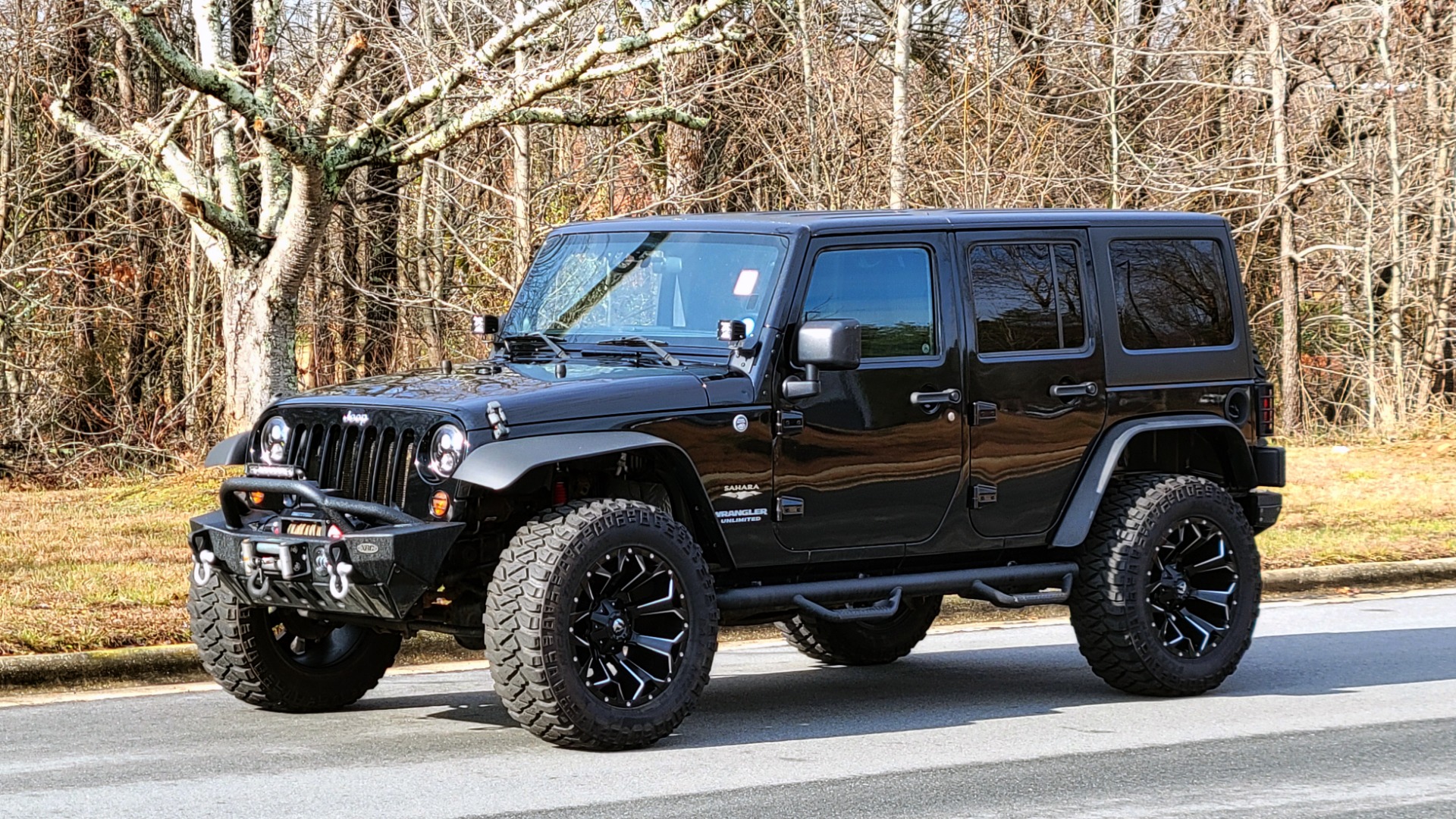 Used 2011 Jeep WRANGLER UNLIMITED SAHARA 4X4 / 3.8L V6 / 4-SPD AUTO / CUSTOM SOUND SYS for sale Sold at Formula Imports in Charlotte NC 28227 76