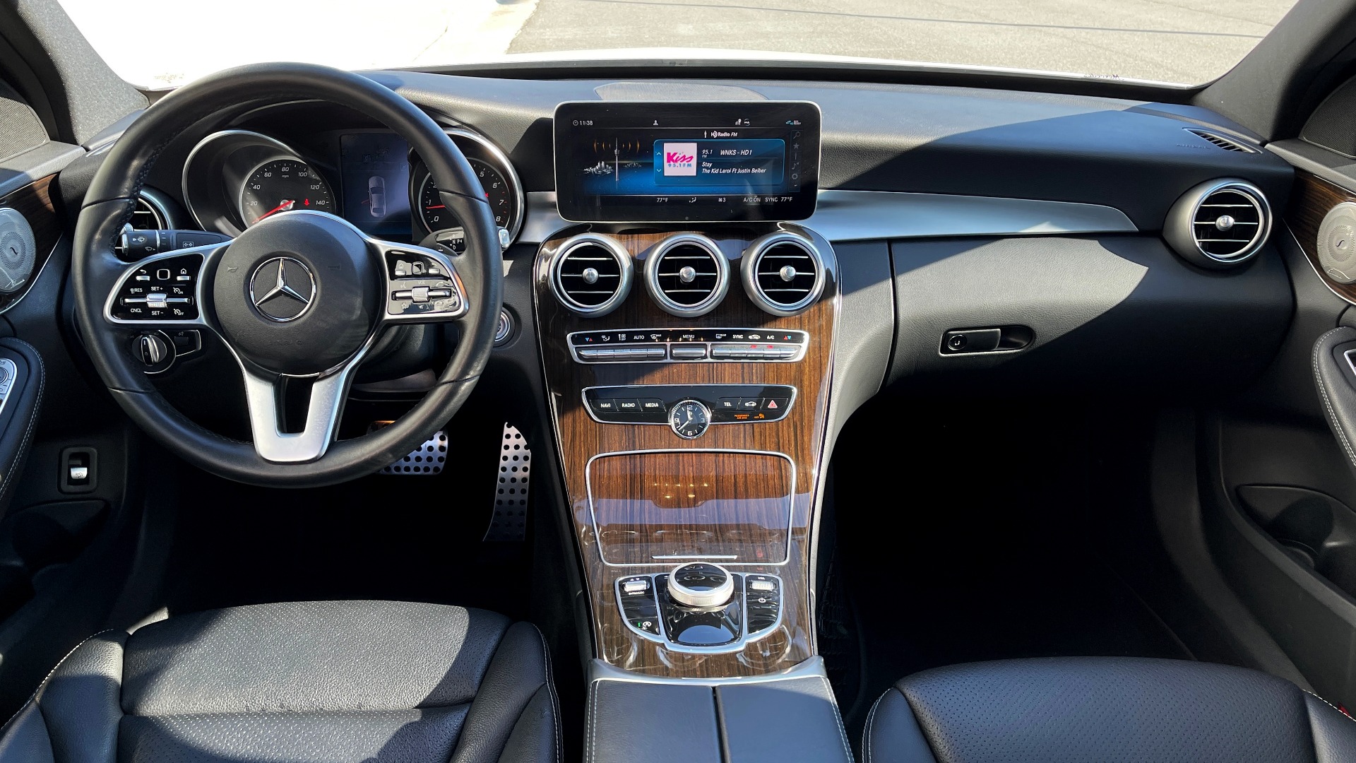 Used 2020 Mercedes-Benz C-CLASS C 300 2.0L SEDAN / RWD / 9-SPD AUTO / HTD STS / REARVIEW for sale $40,995 at Formula Imports in Charlotte NC 28227 49