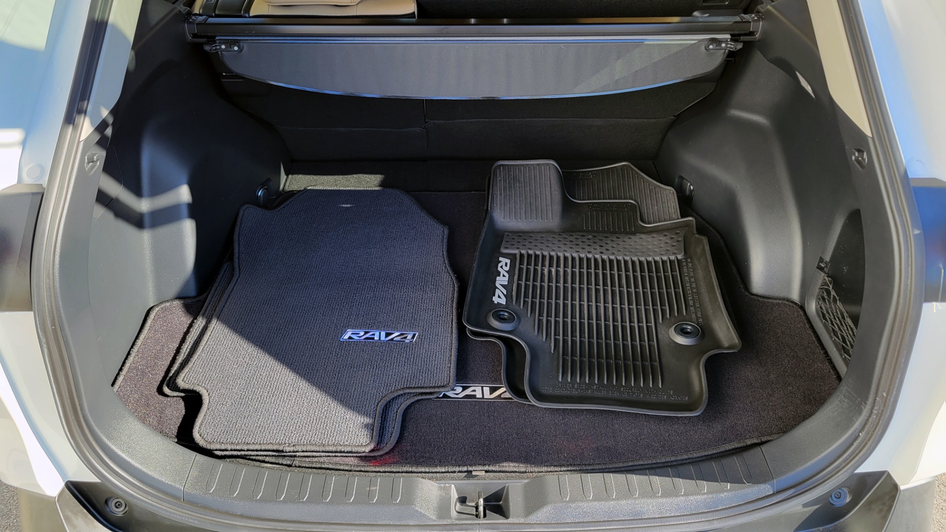Used 2019 Toyota RAV4 Limited for sale $29,495 at Formula Imports in Charlotte NC 28227 16