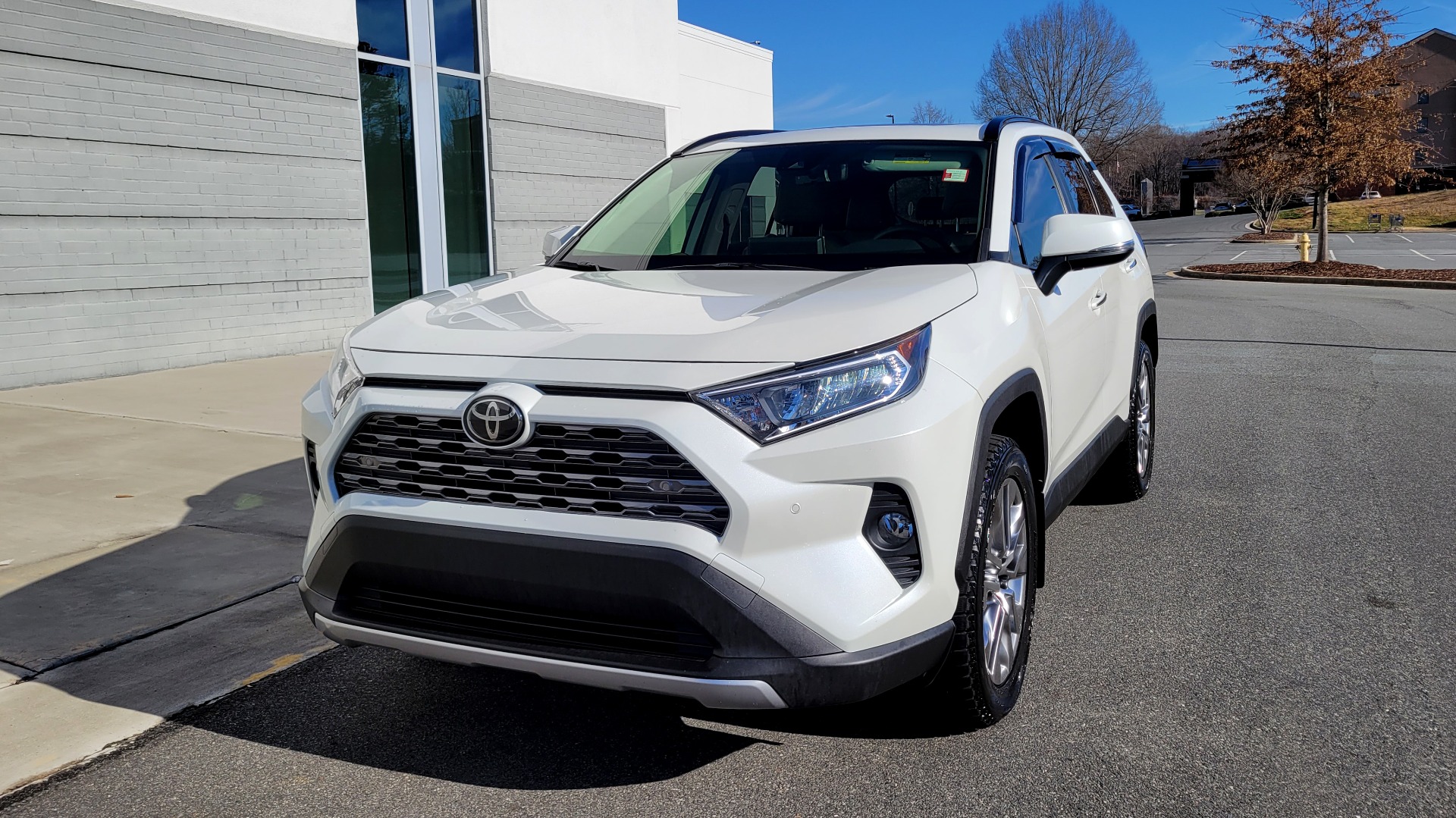 Used 2019 Toyota RAV4 Limited for sale $29,495 at Formula Imports in Charlotte NC 28227 2