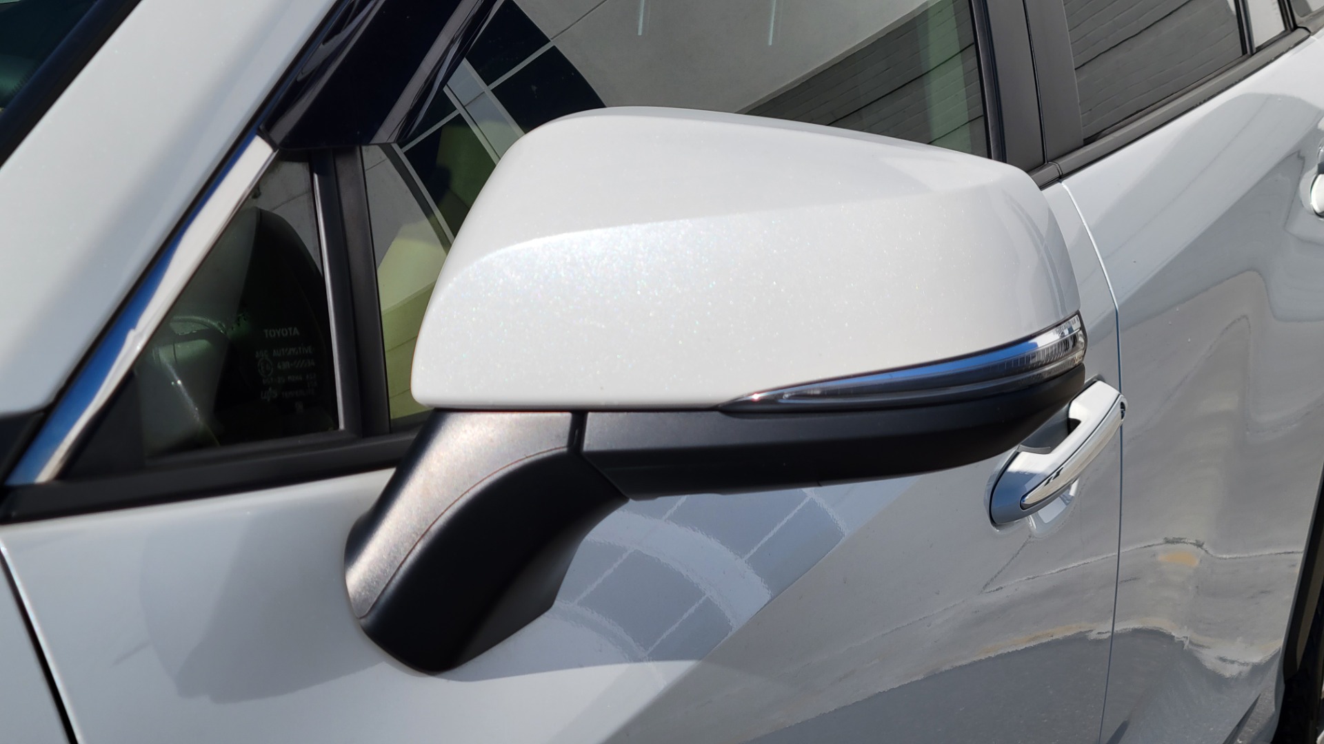 Used 2019 Toyota RAV4 Limited for sale $29,495 at Formula Imports in Charlotte NC 28227 26