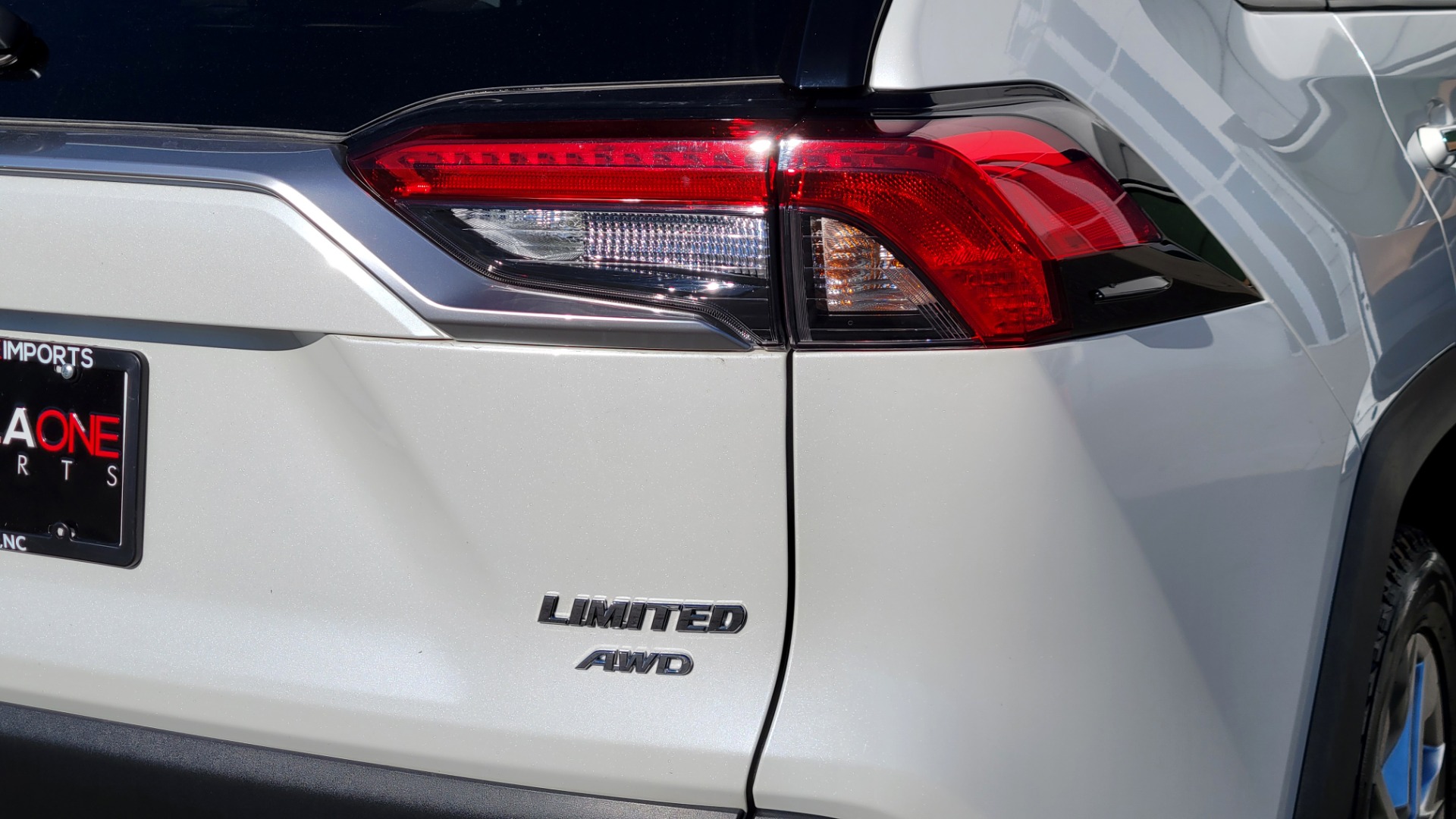 Used 2019 Toyota RAV4 Limited for sale $29,495 at Formula Imports in Charlotte NC 28227 31