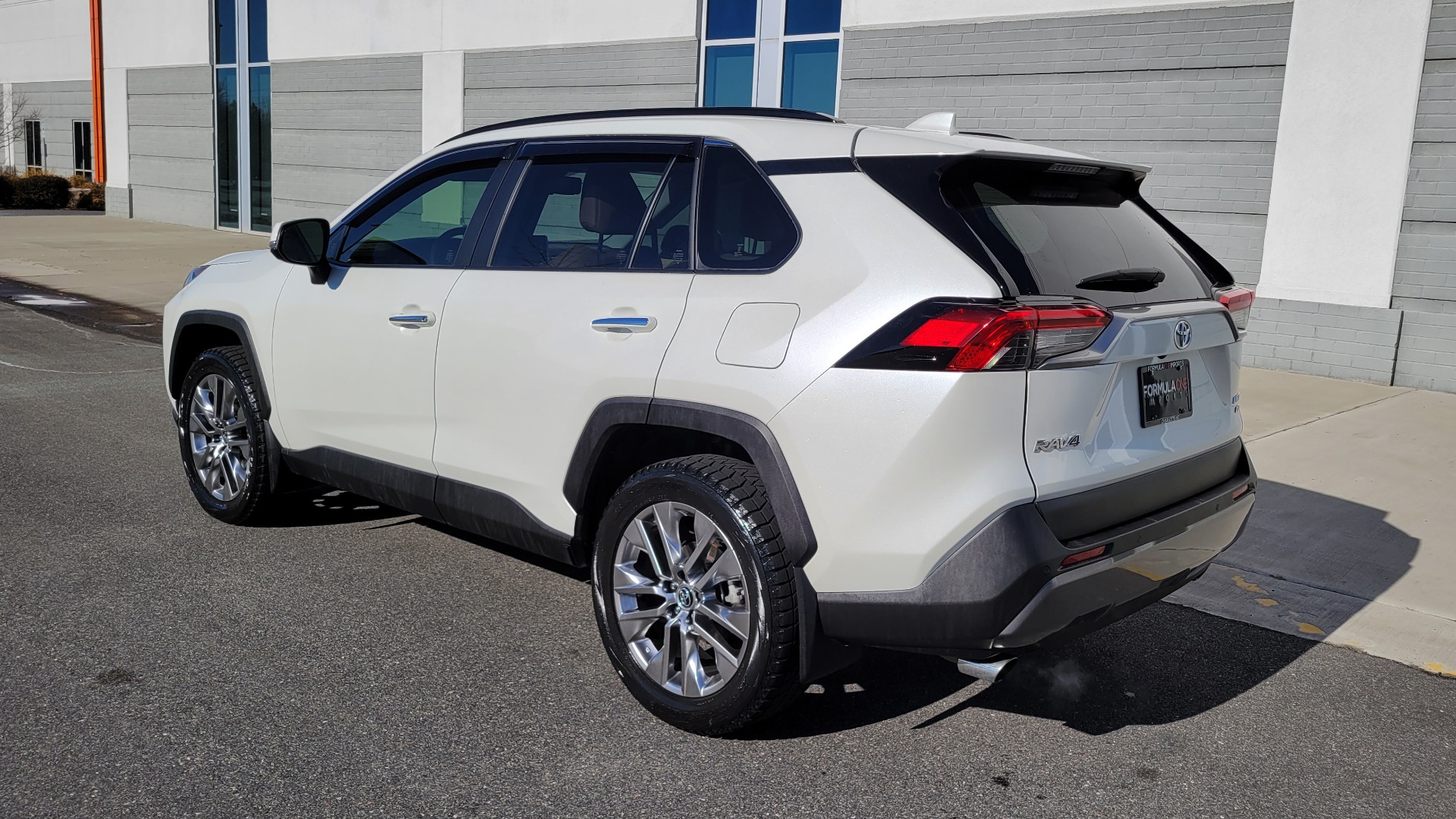 Used 2019 Toyota RAV4 Limited for sale $29,495 at Formula Imports in Charlotte NC 28227 5